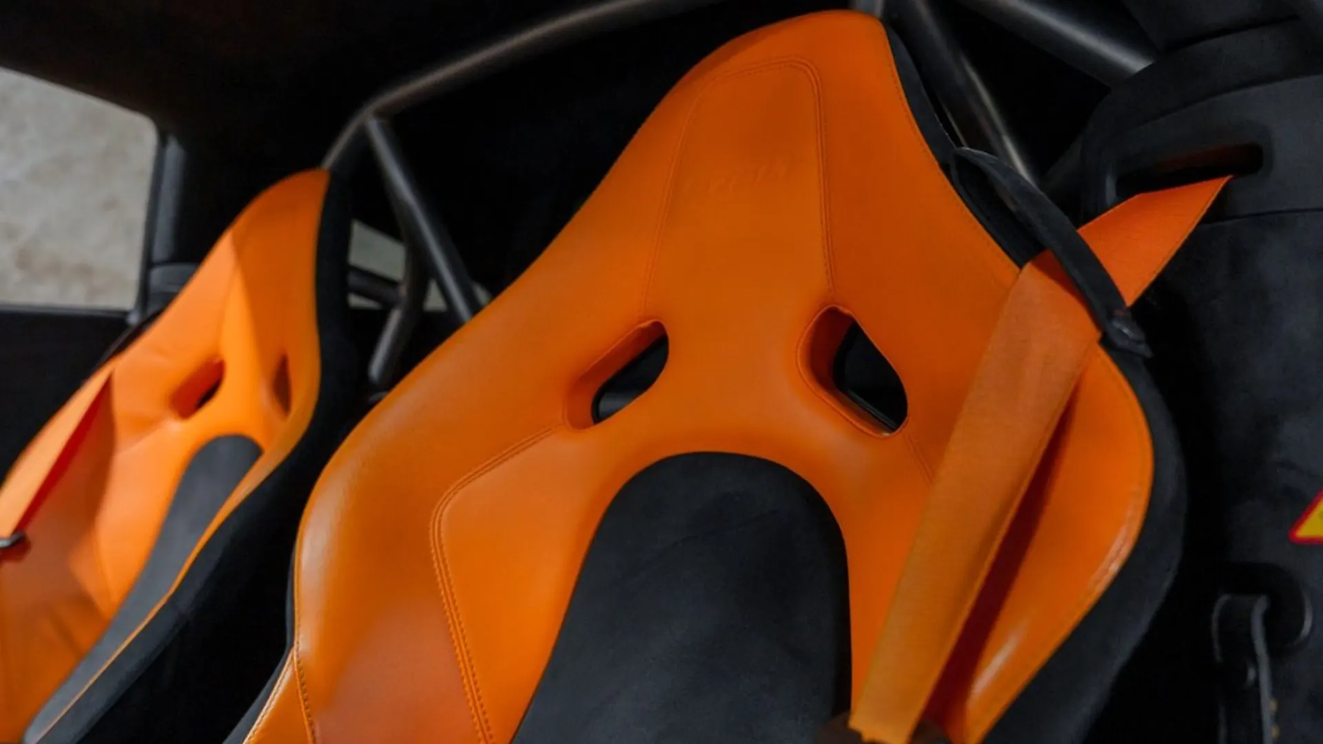 McLaren 675LT — photo 33