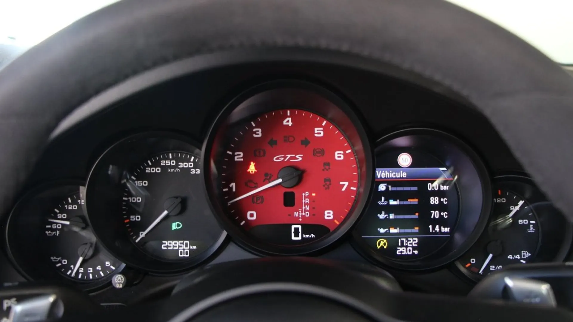 Porsche 911 — photo 17