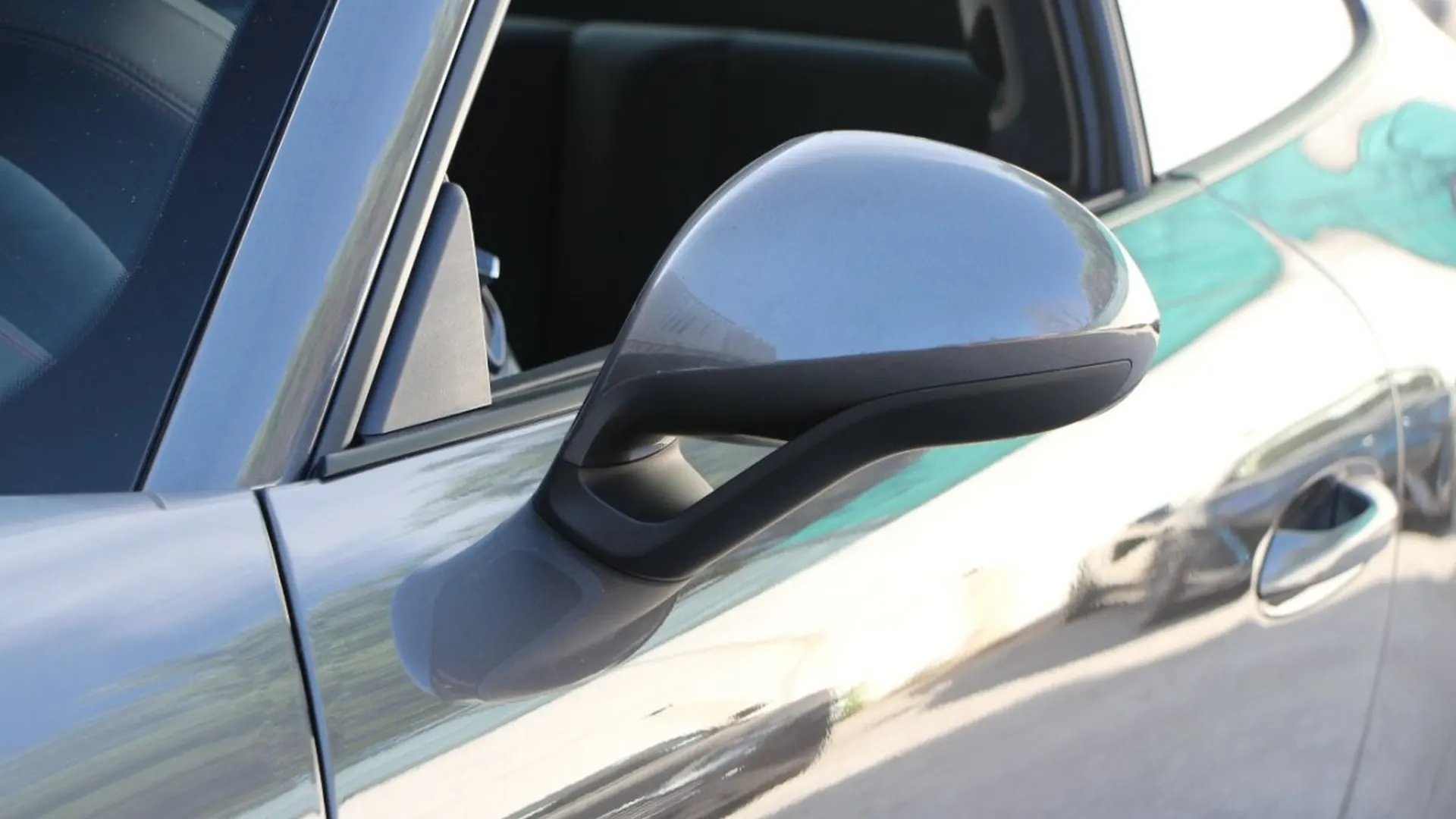 Porsche 911 — photo 37