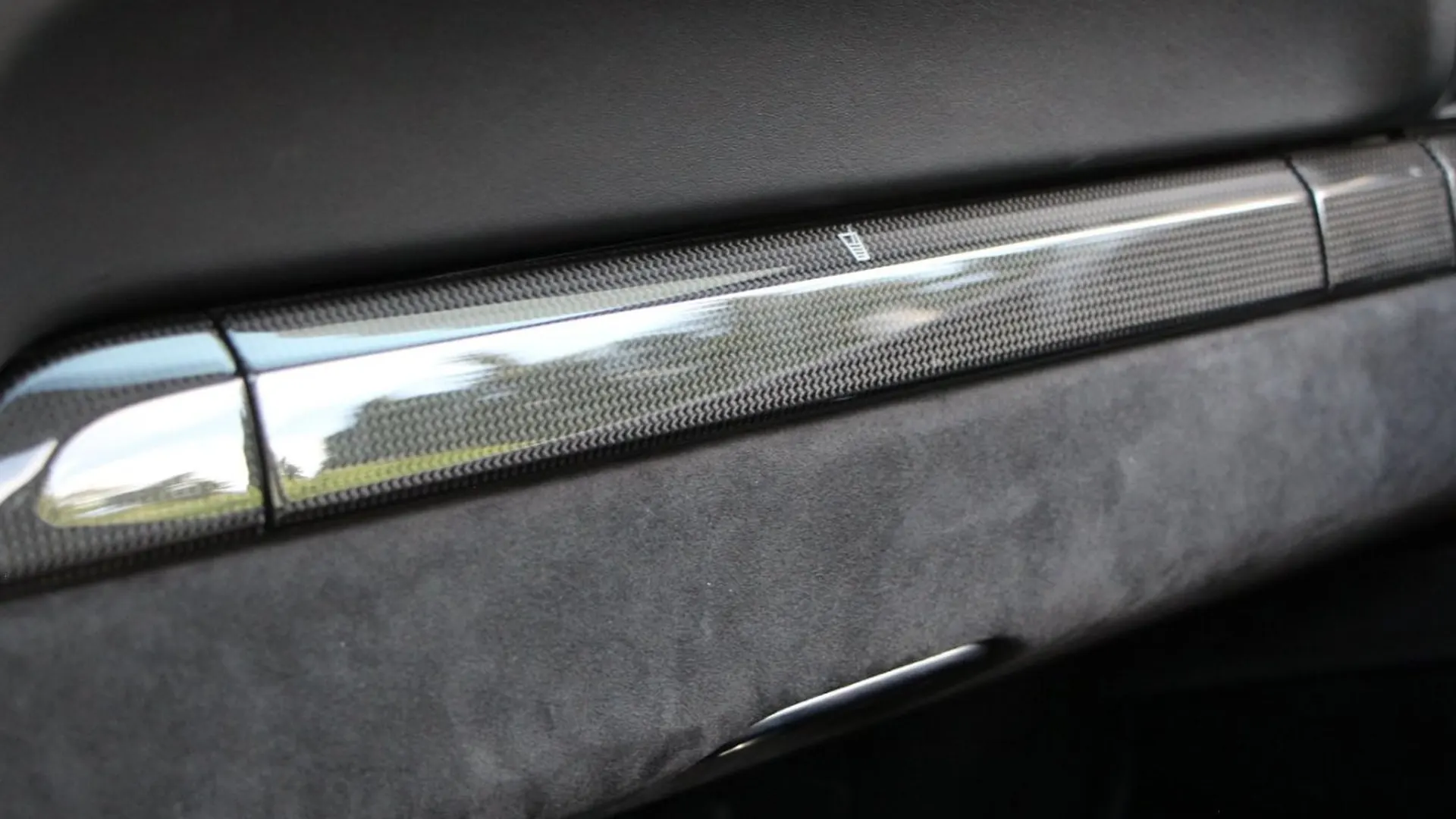 Porsche 911 — photo 31
