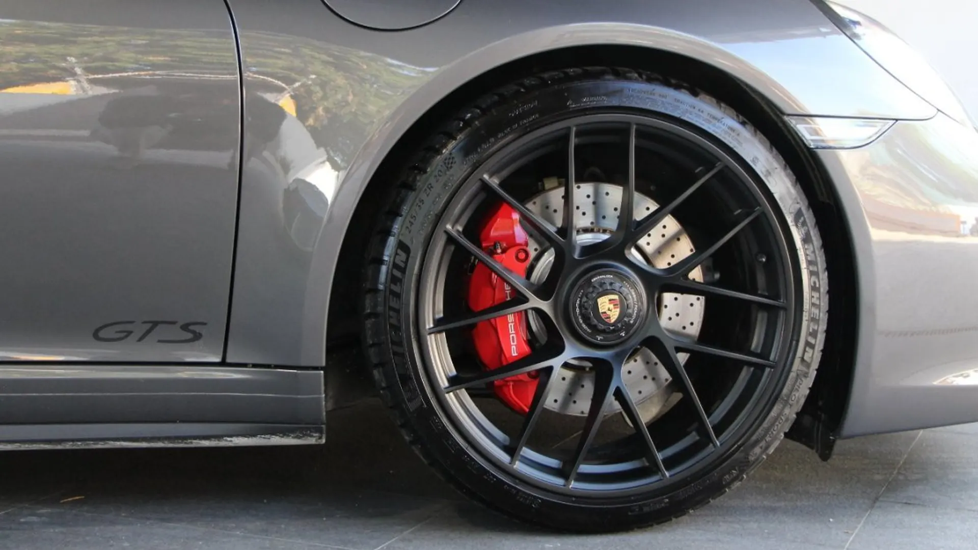 Porsche 911 — photo 4