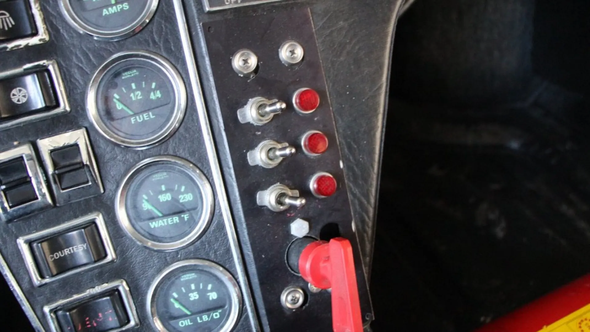 De Tomaso — photo 16