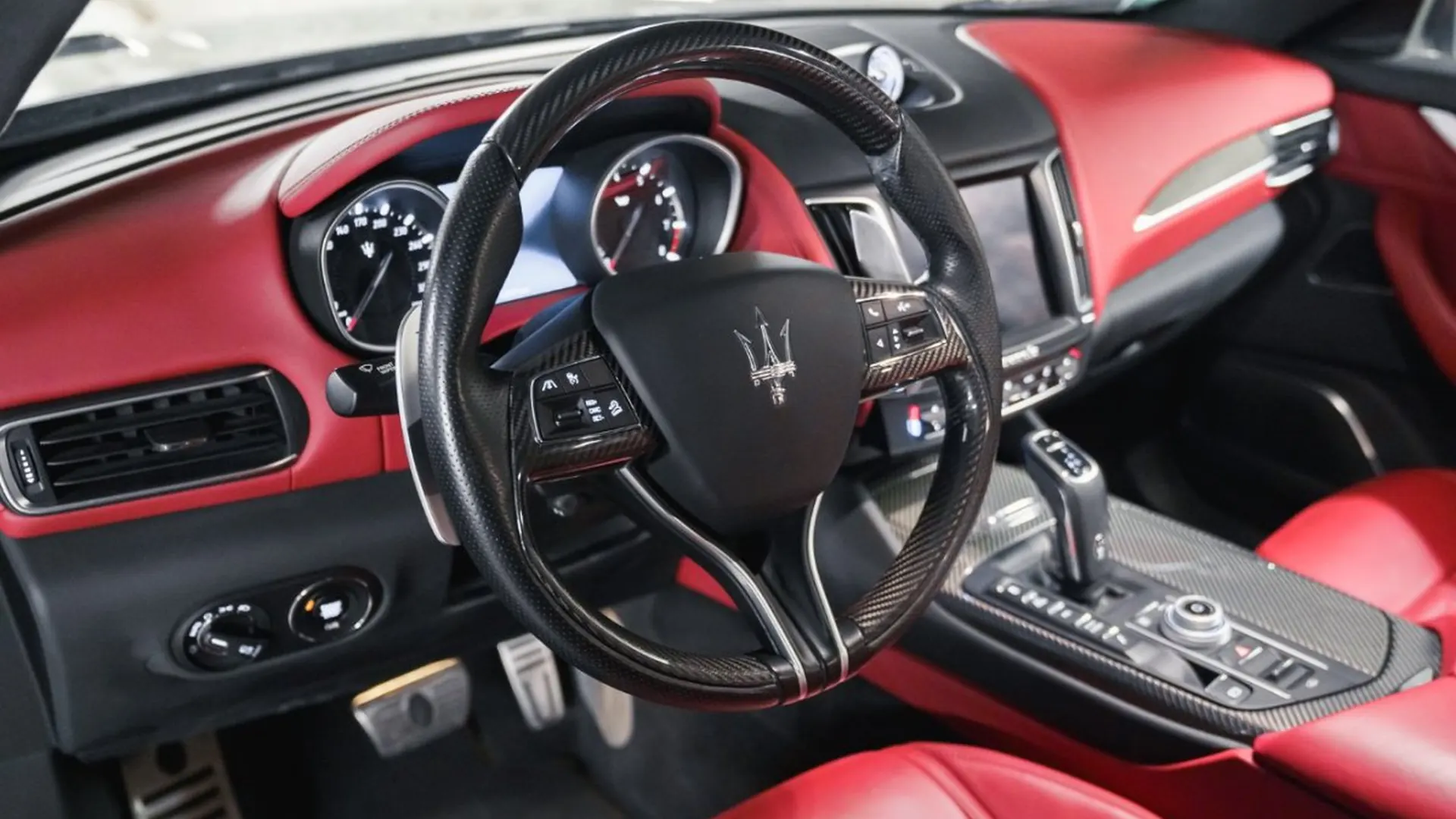 Maserati Levante — photo 30