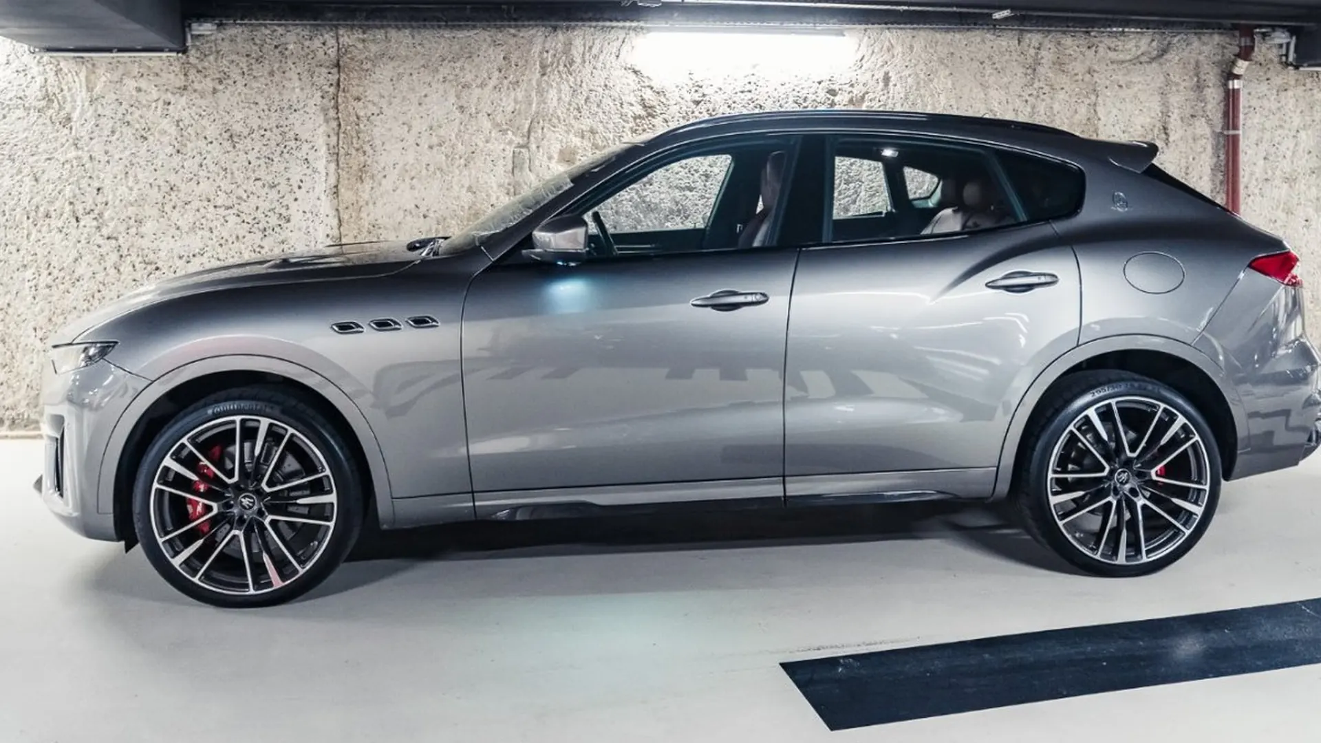 Maserati Levante — photo 8