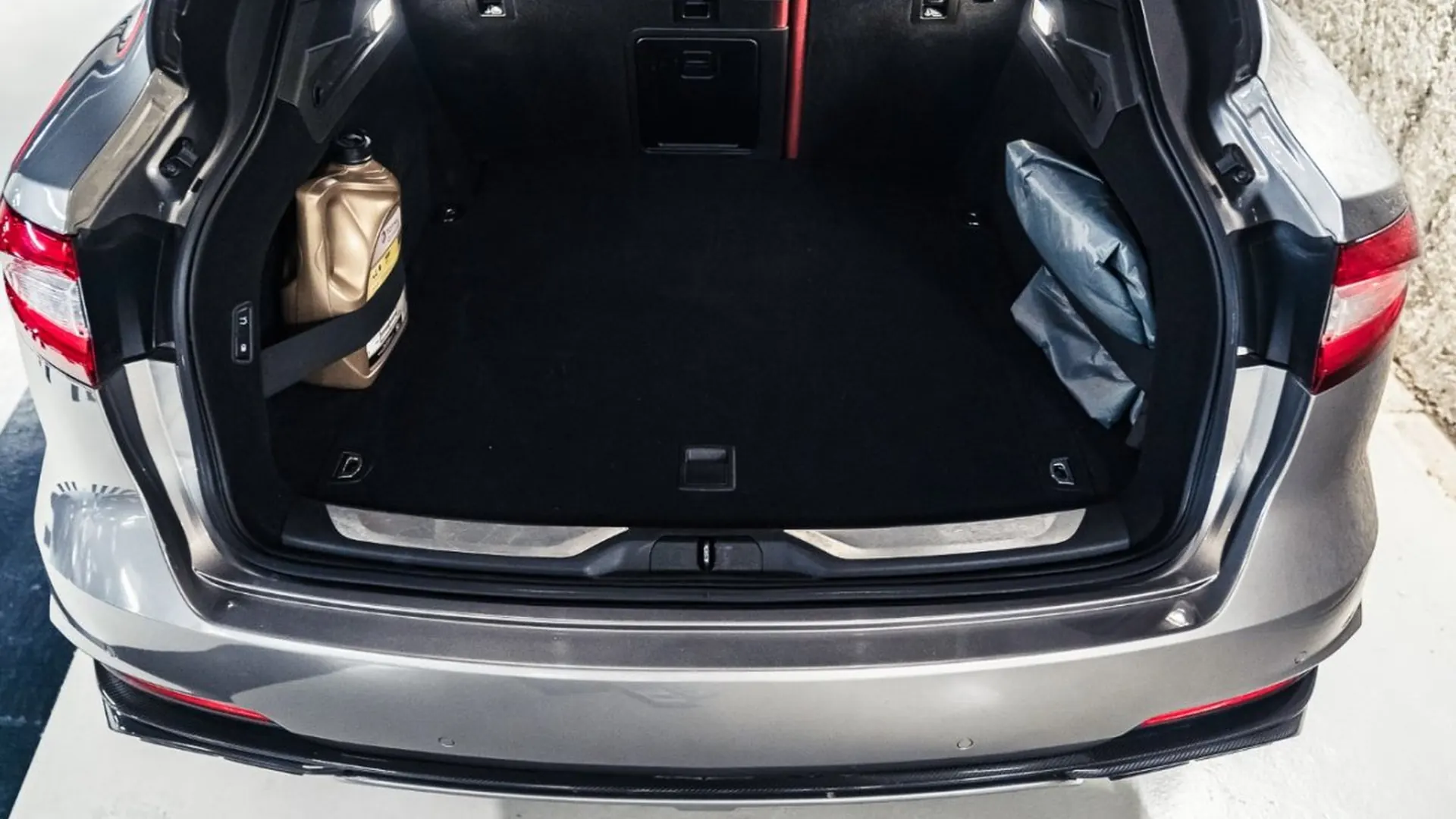 Maserati Levante — photo 19