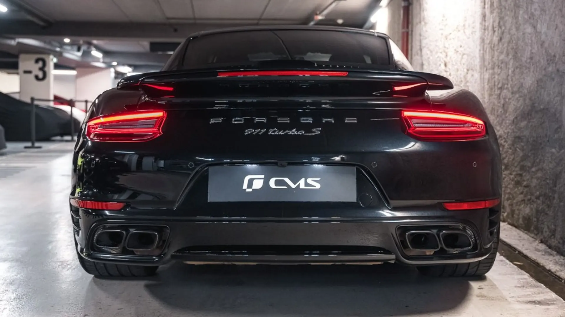 Porsche 911 — photo 20