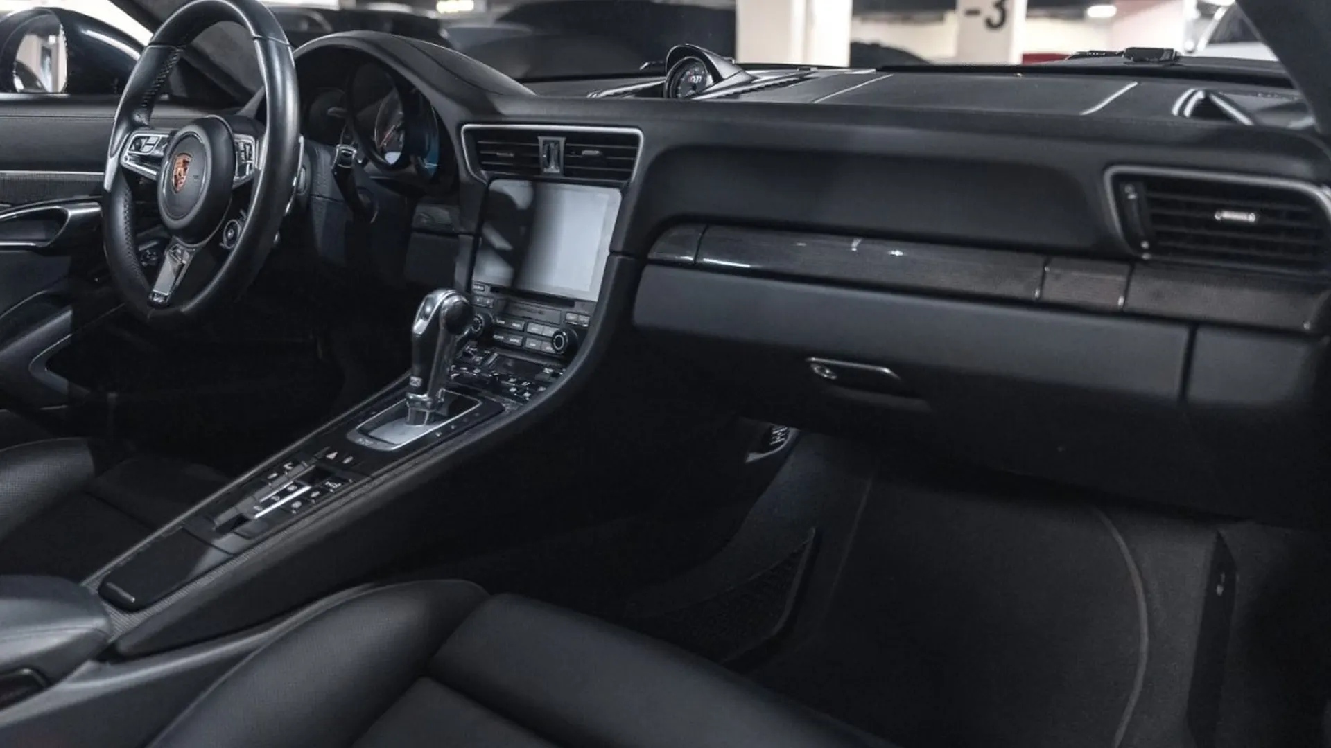 Porsche 911 — photo 41