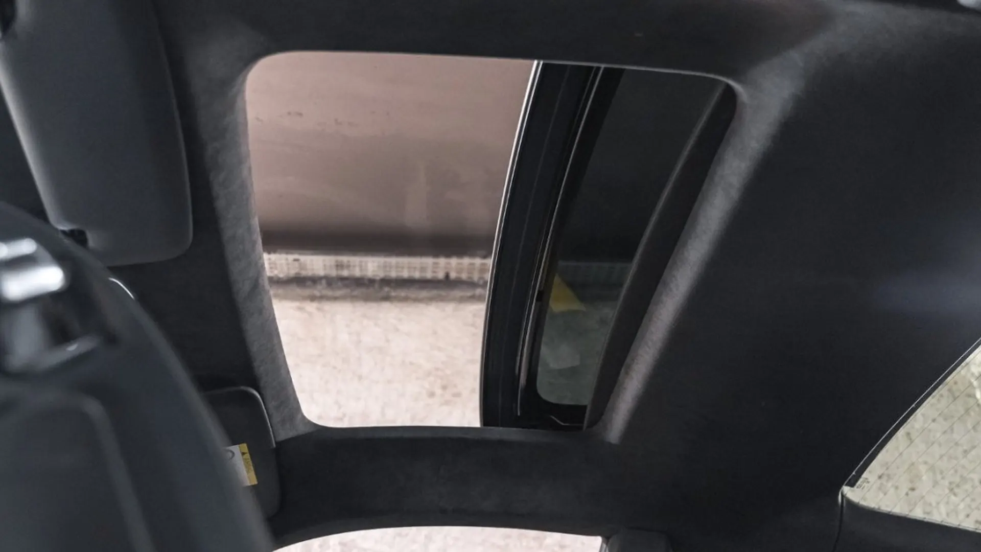 Porsche 911 — photo 28