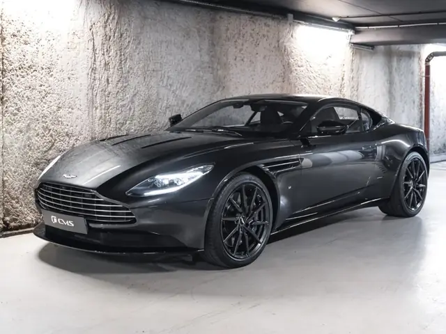 Aston Martin DB11