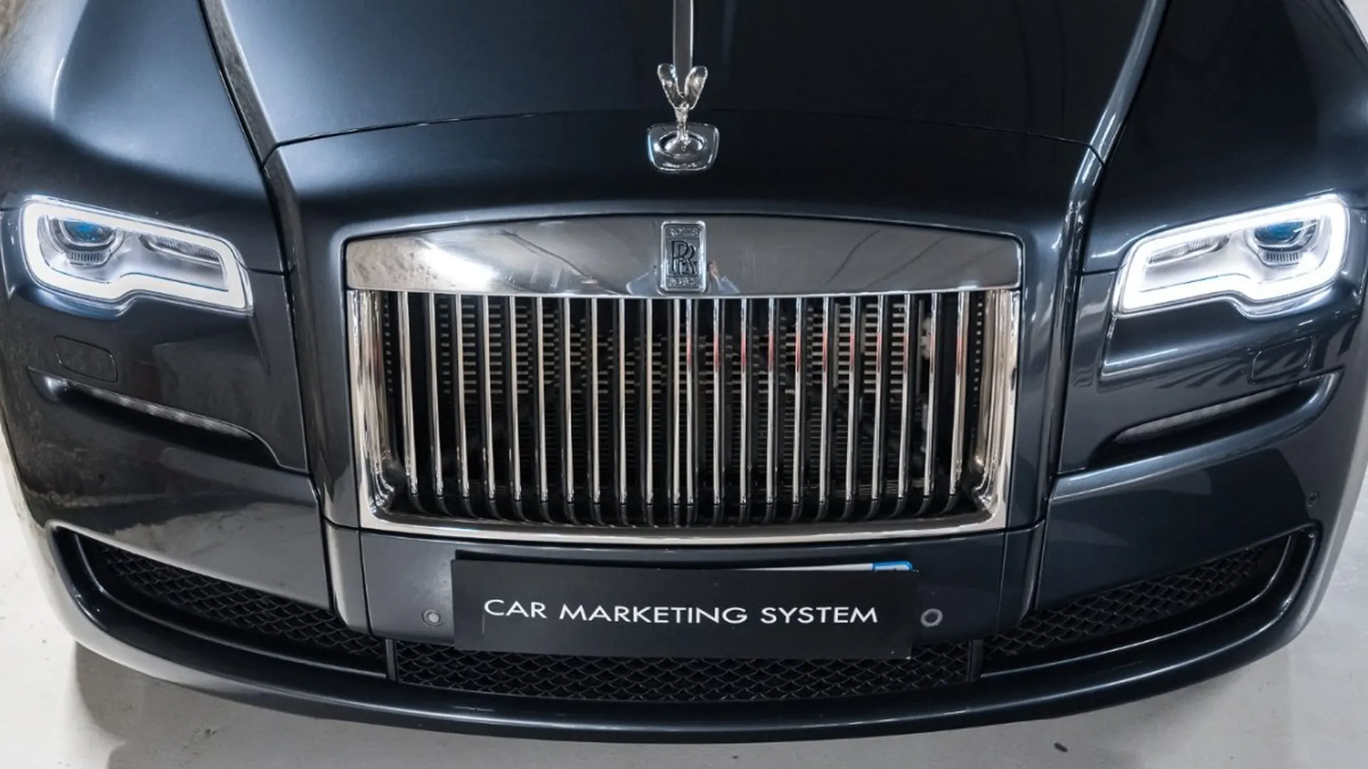 Rolls-Royce Ghost — photo 3
