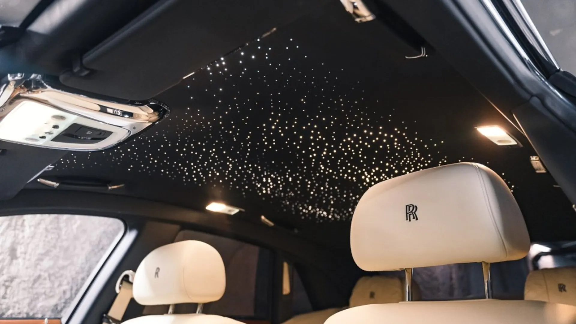 Rolls-Royce Ghost — photo 28