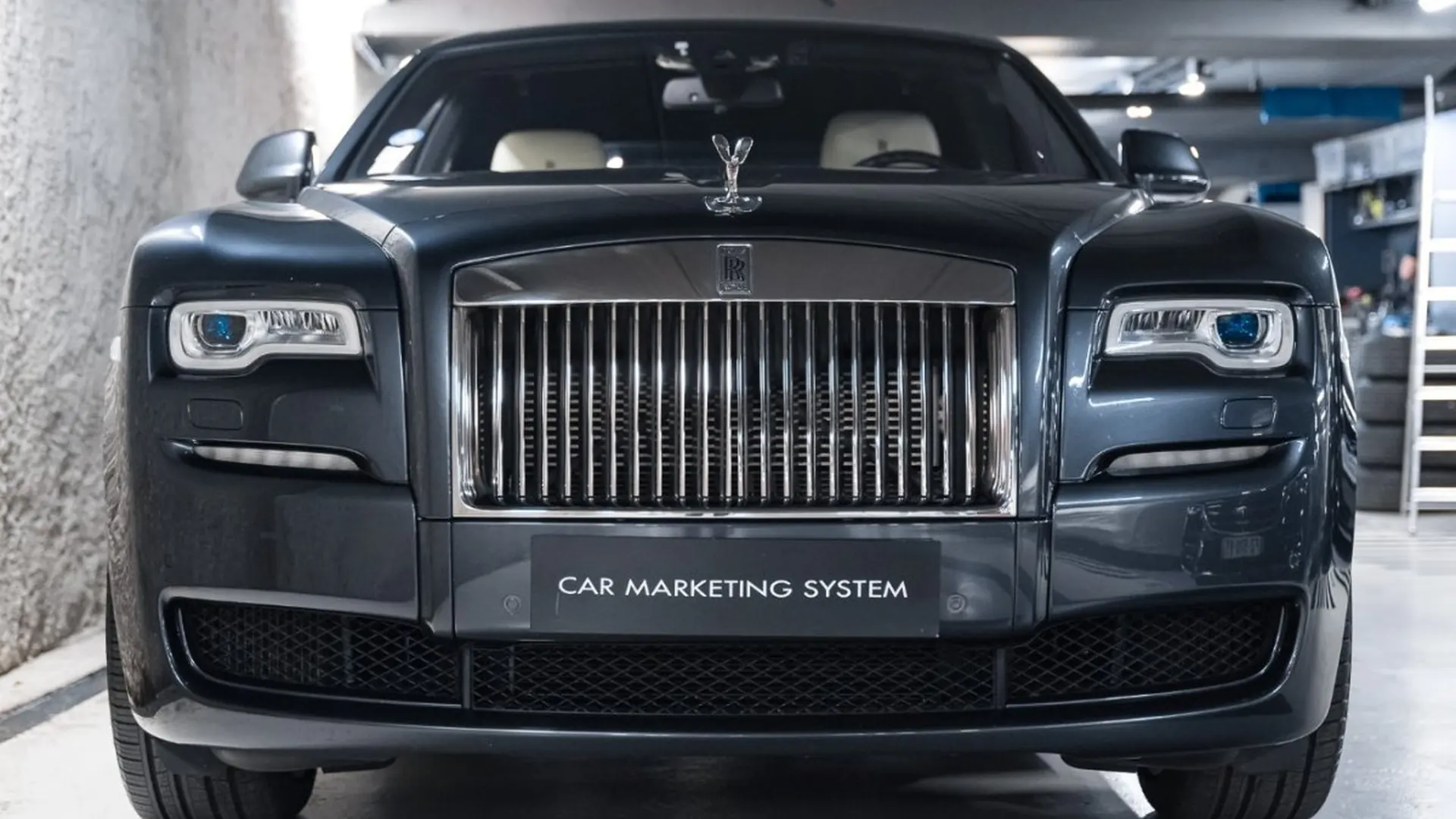 Rolls-Royce Ghost — photo 2