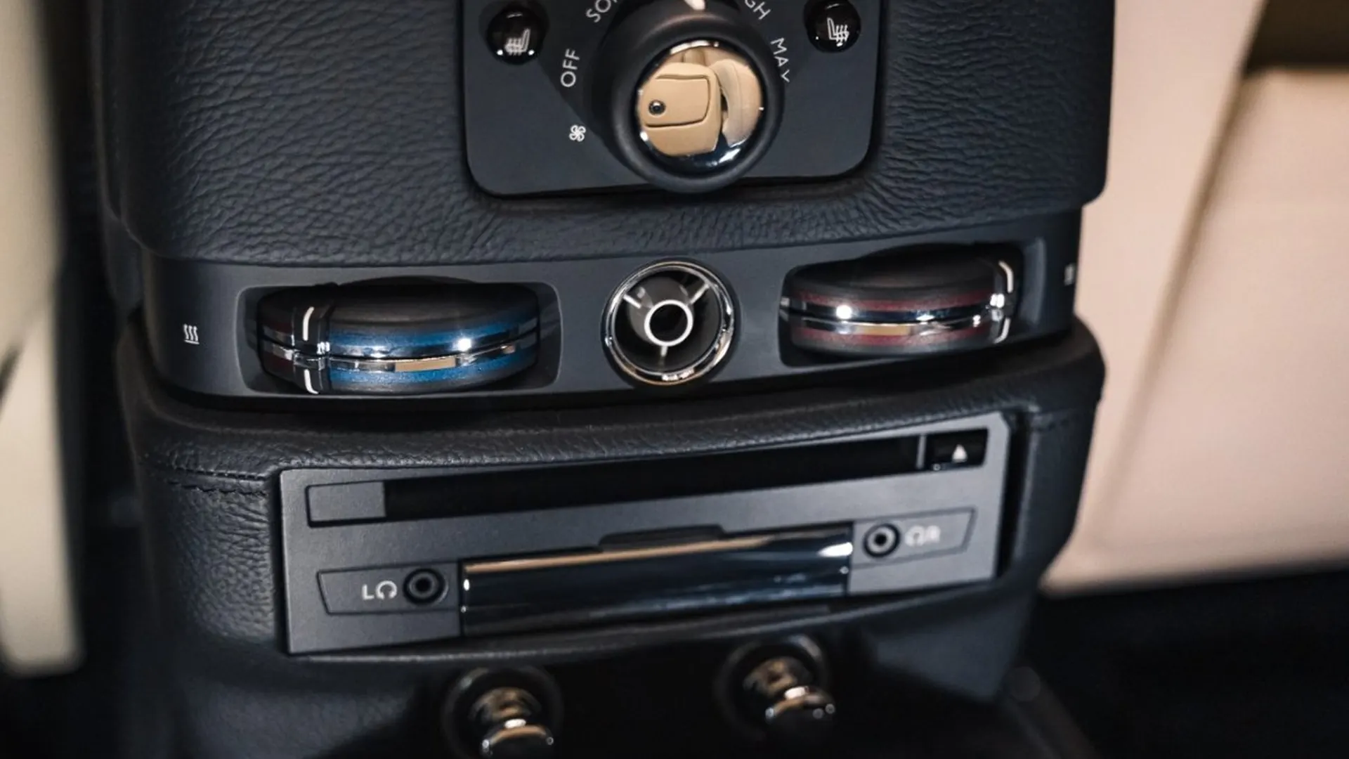 Rolls-Royce Ghost — photo 46