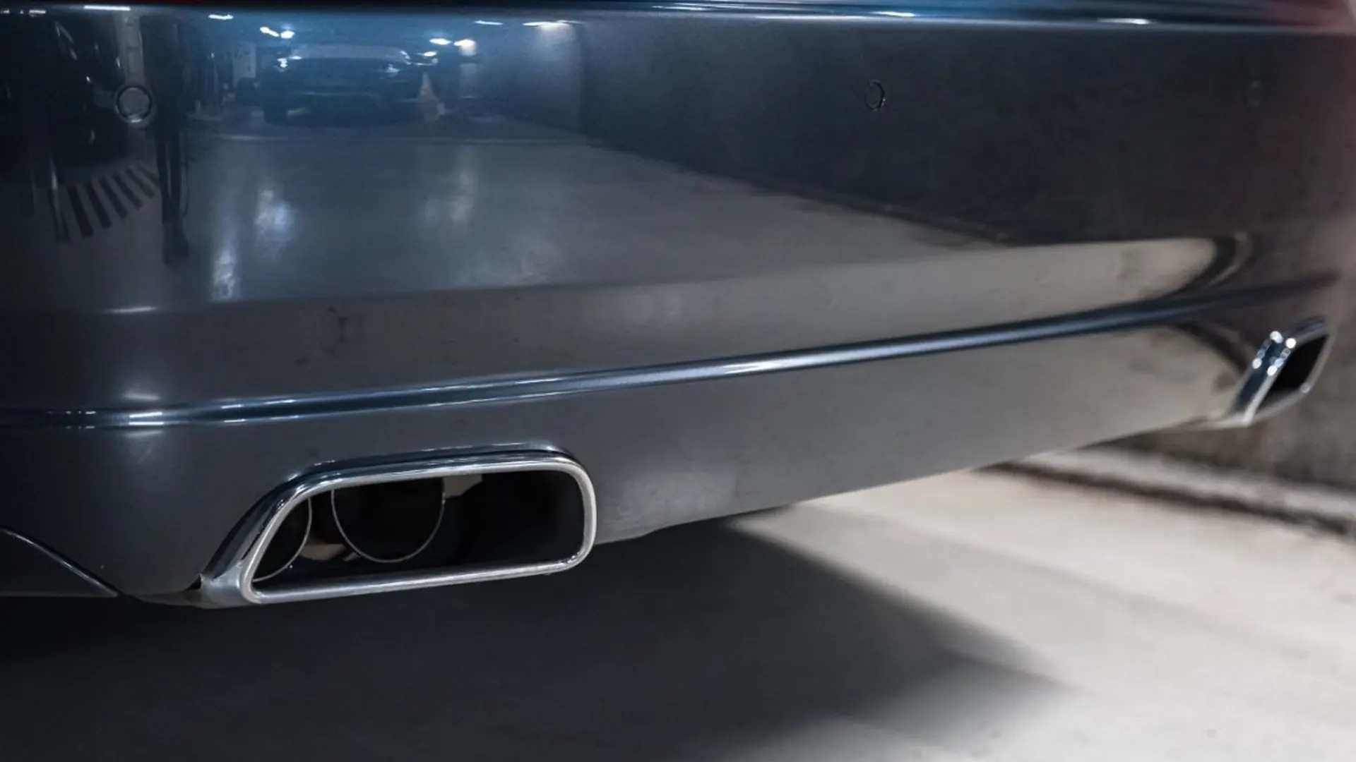 Rolls-Royce Ghost — photo 15