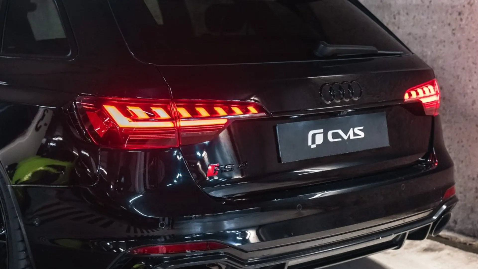 Audi RS4 — photo 15
