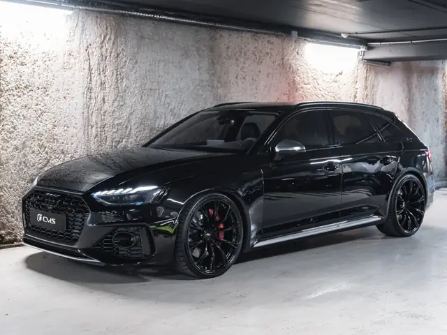 Audi RS4
