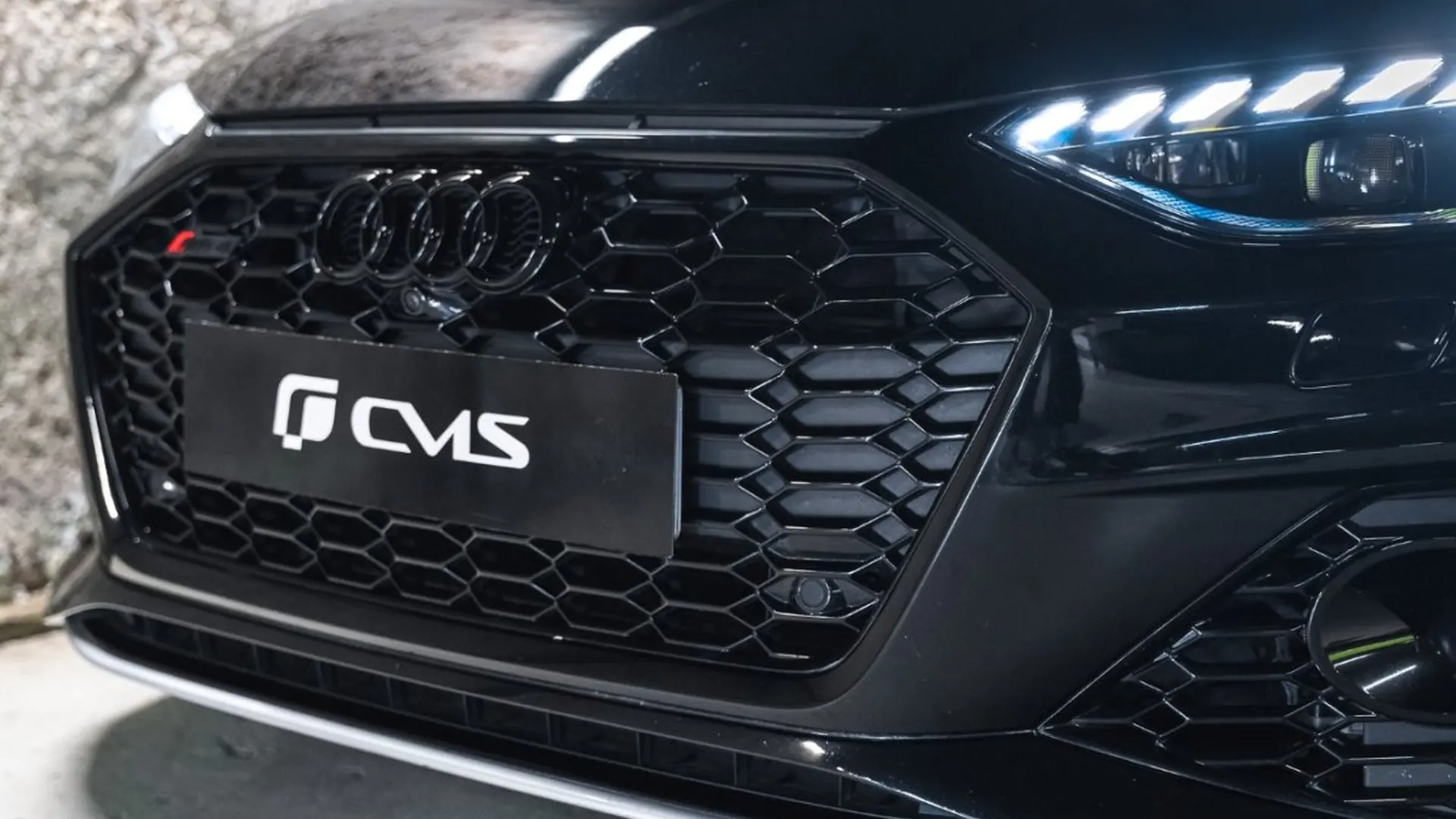 Audi RS4 — photo 6