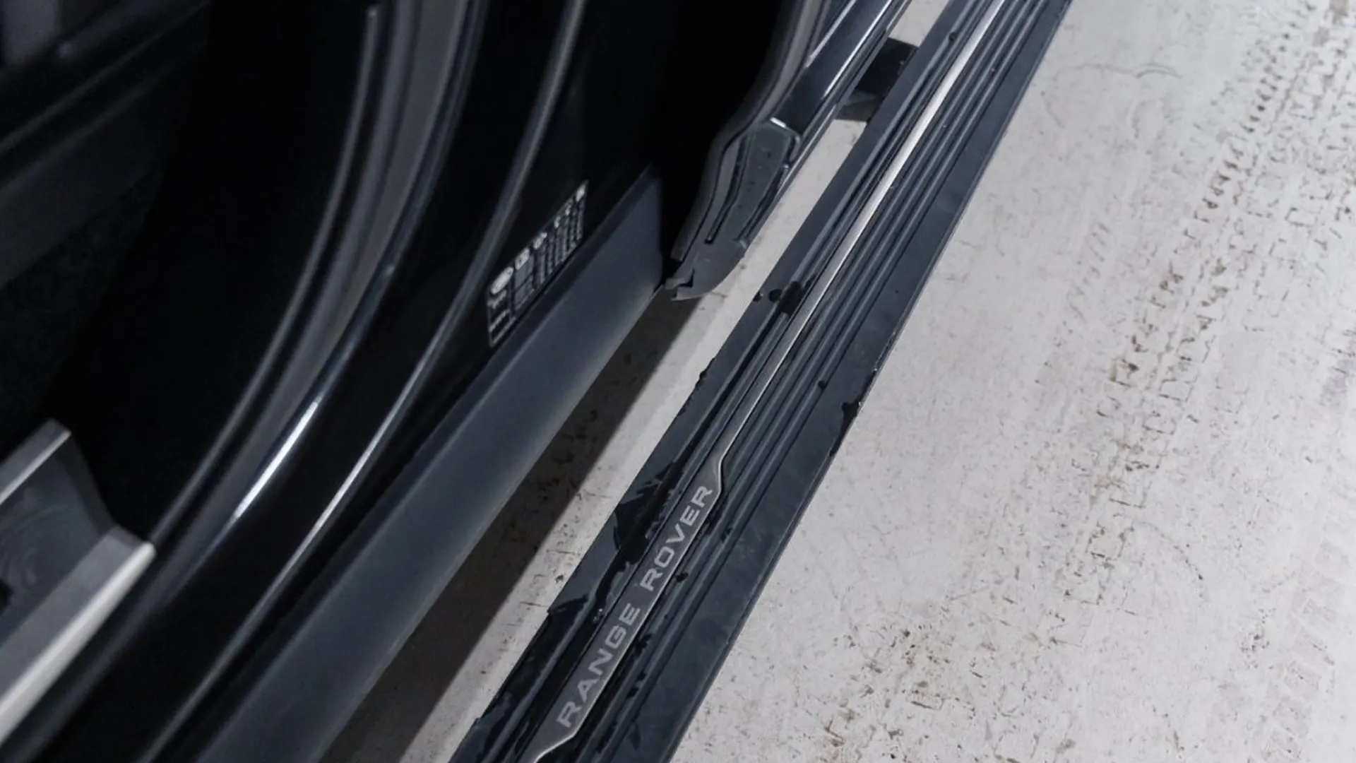 Land Rover Range Rover — photo 23