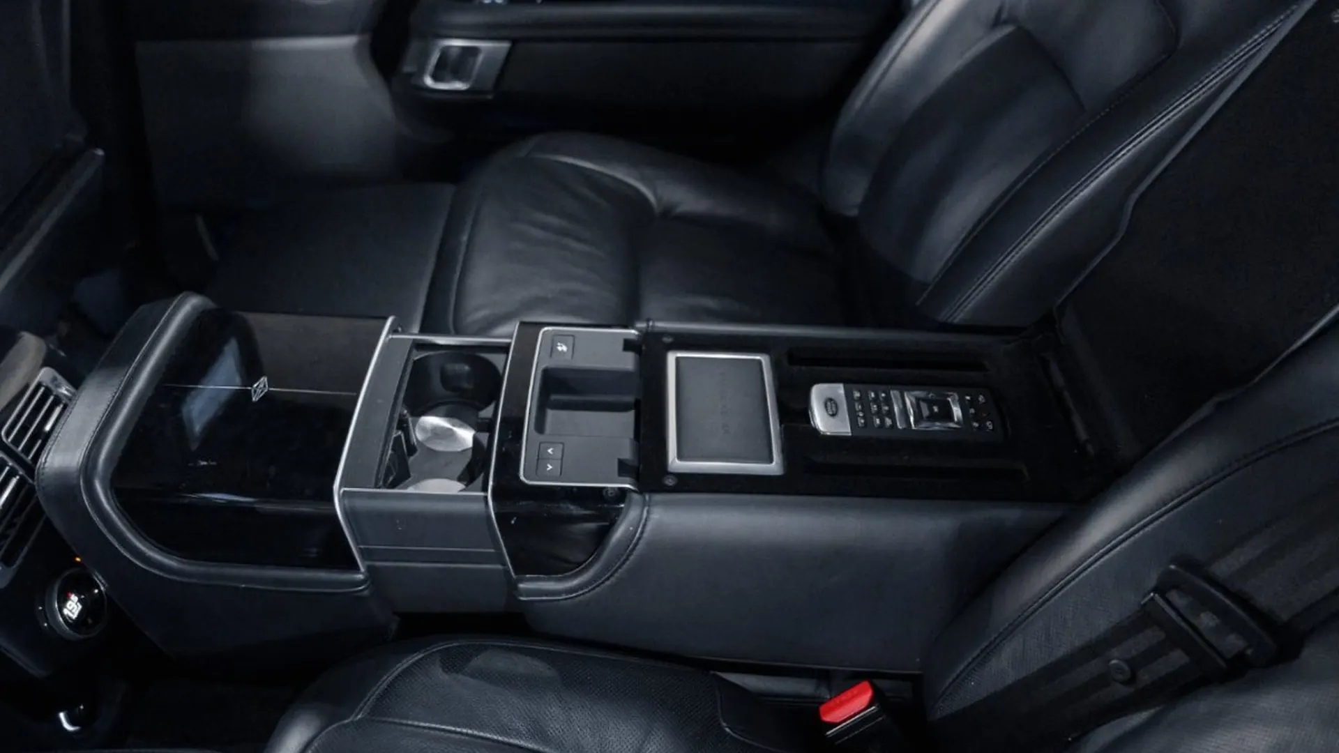Land Rover Range Rover — photo 43