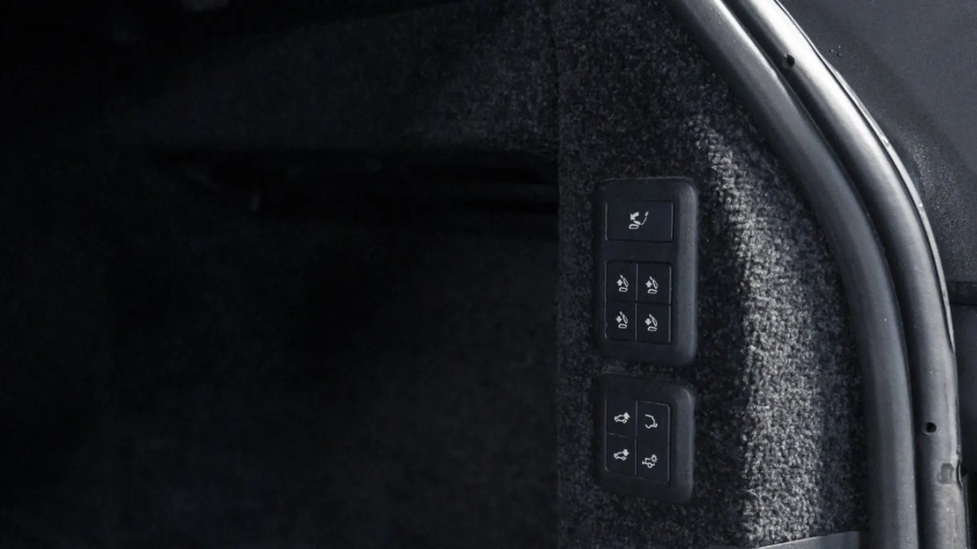 Land Rover Range Rover — photo 46