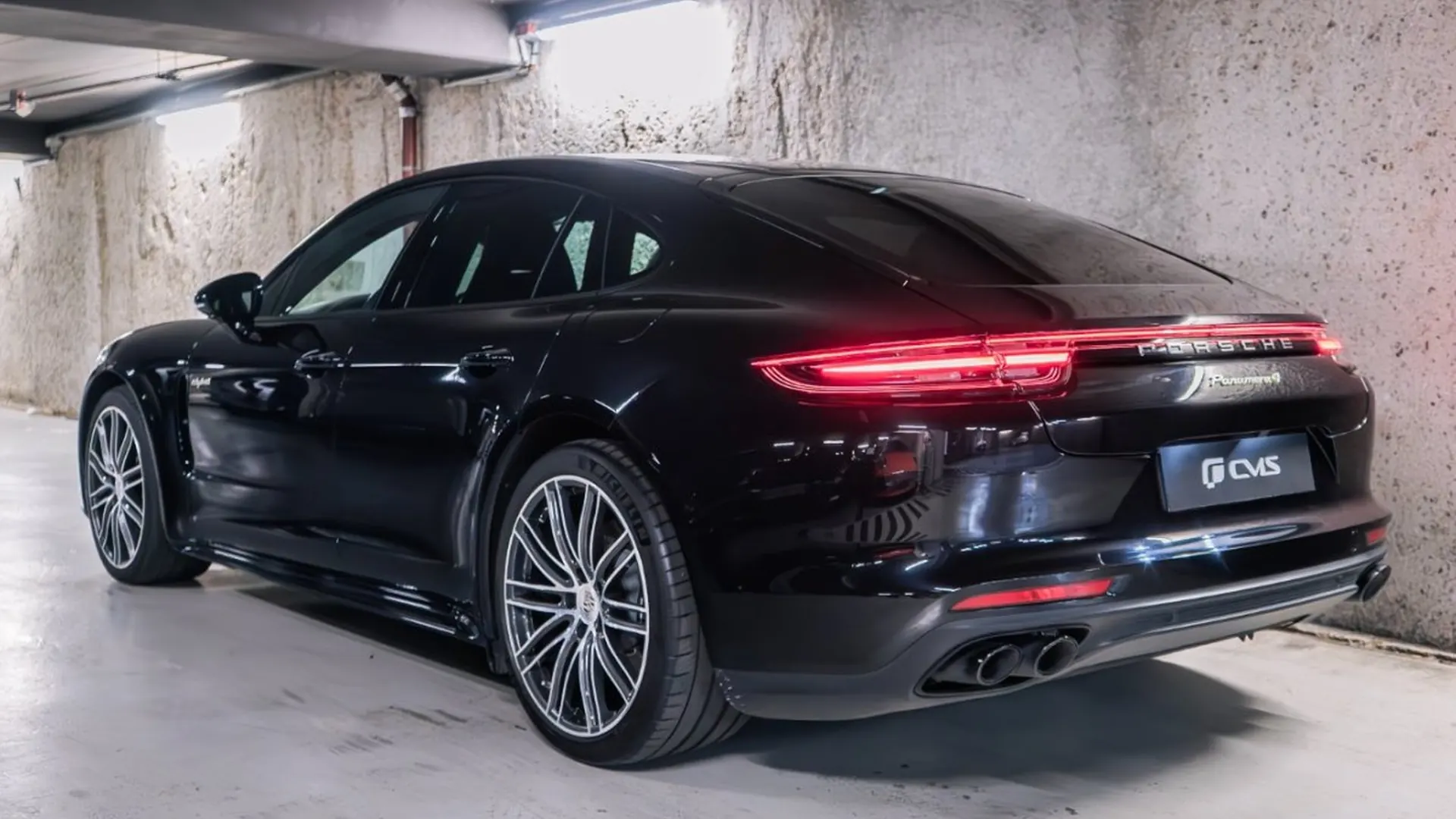 Porsche Panamera — photo 16