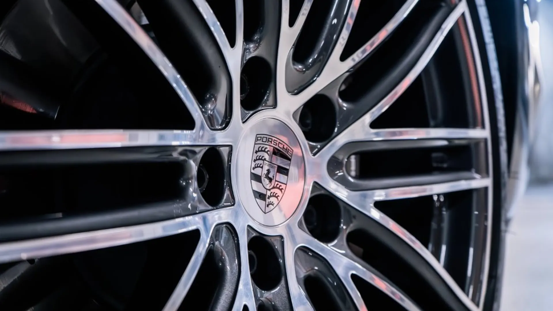 Porsche Panamera — photo 14