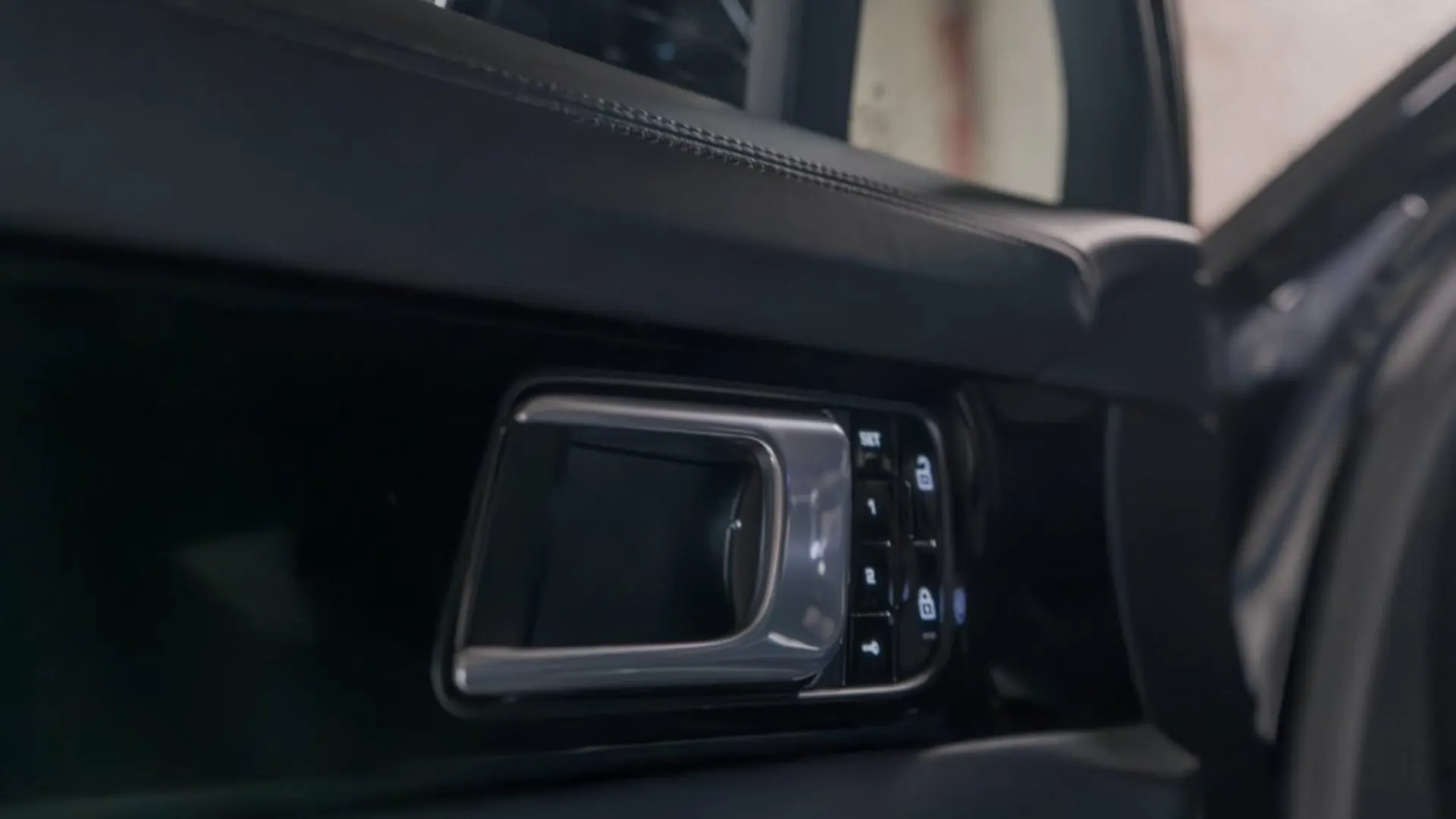 Porsche Panamera — photo 30