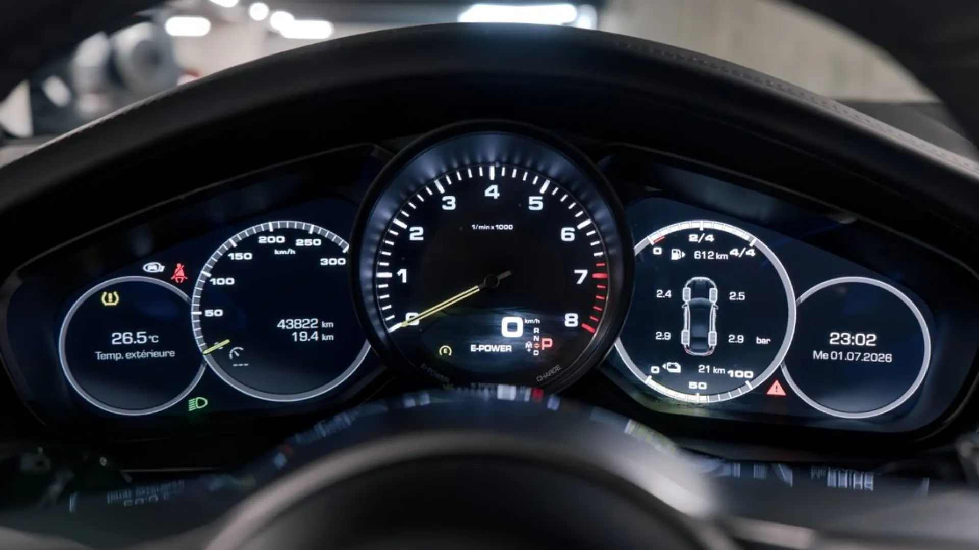 Porsche Panamera — photo 43