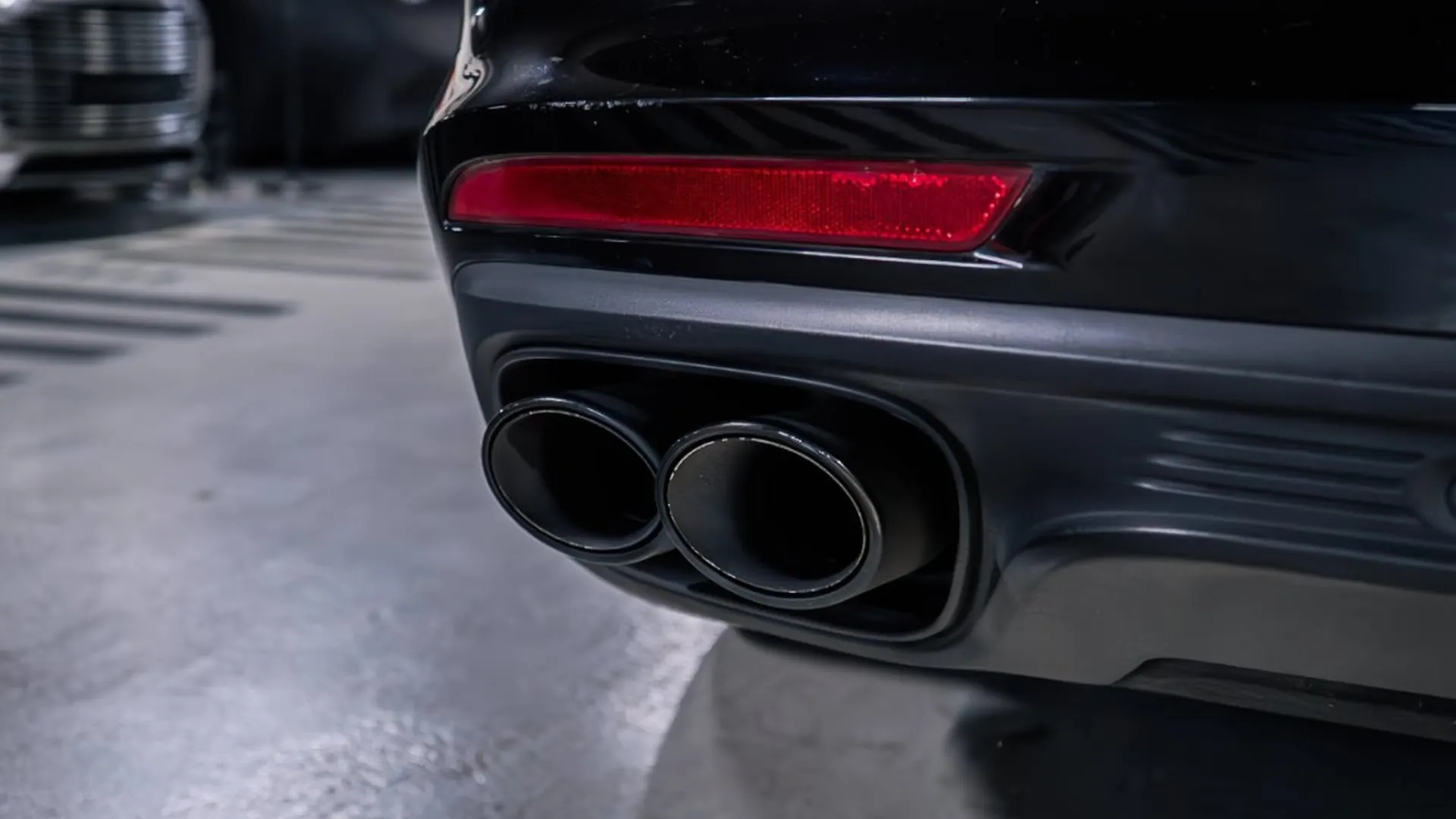 Porsche Panamera — photo 24