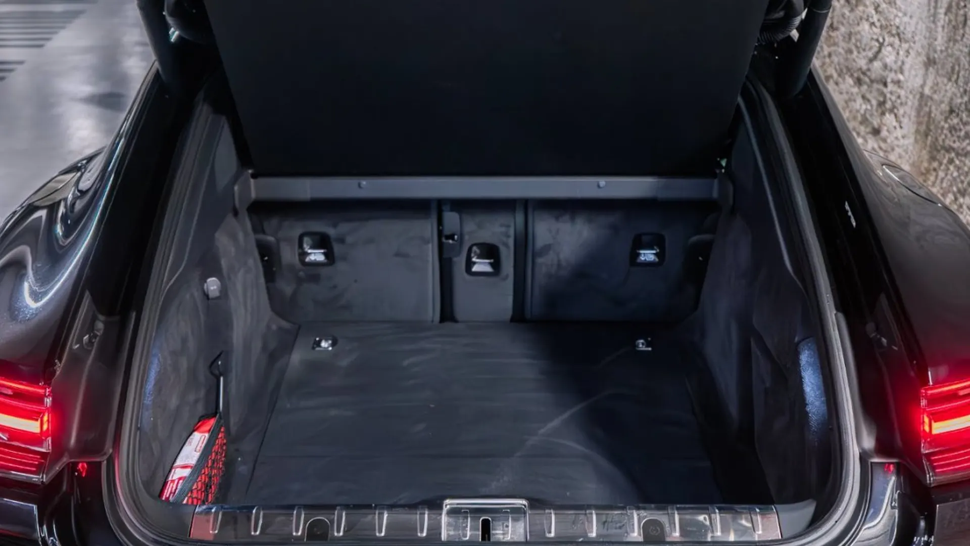 Porsche Panamera — photo 26