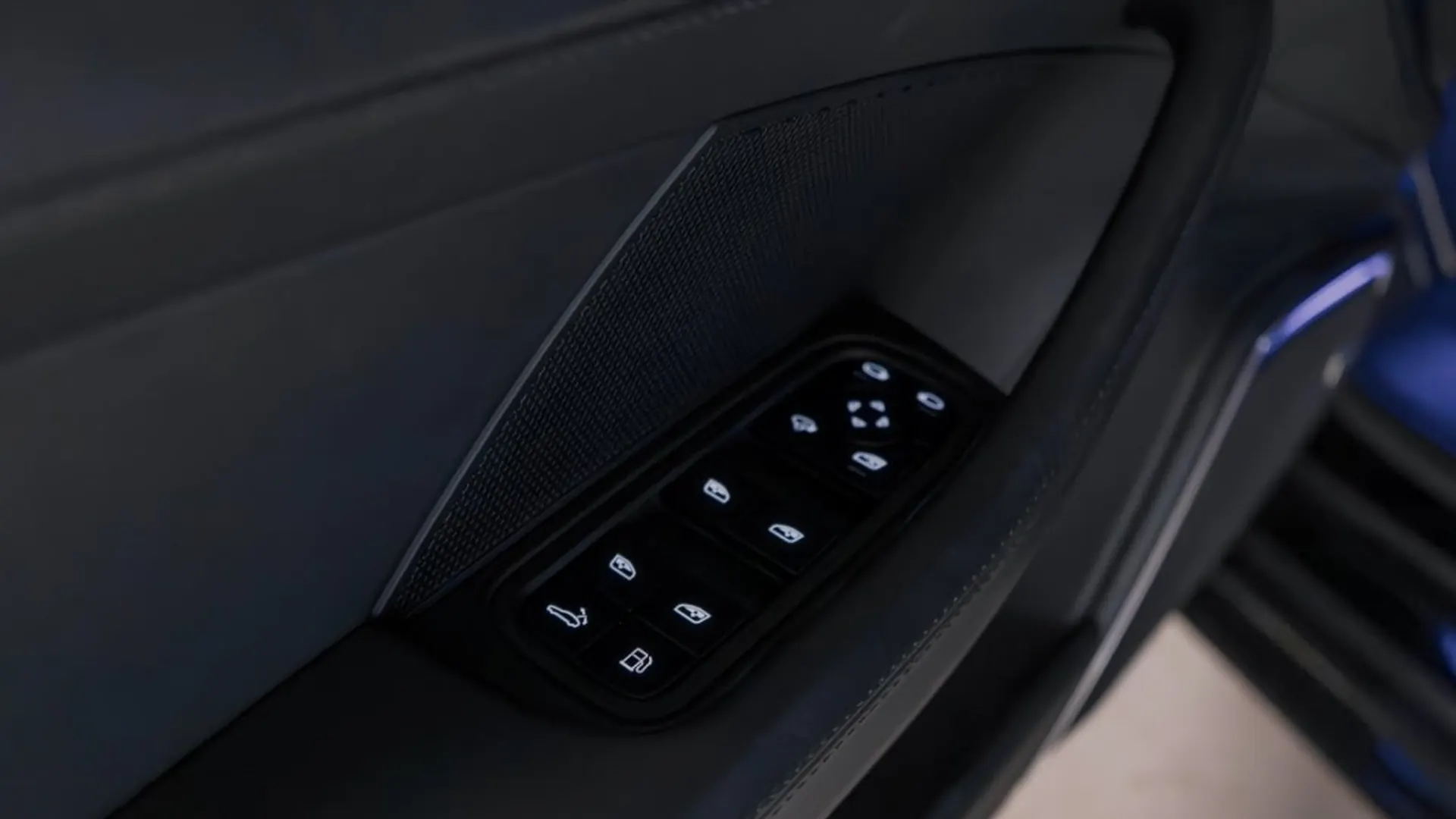 Porsche Panamera — photo 31