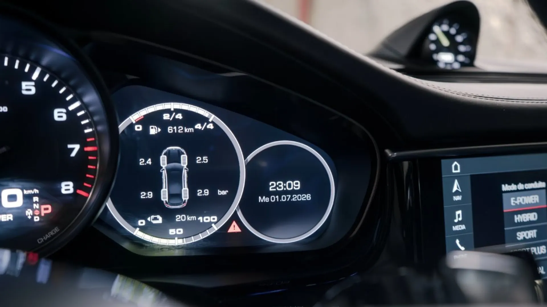 Porsche Panamera — photo 45