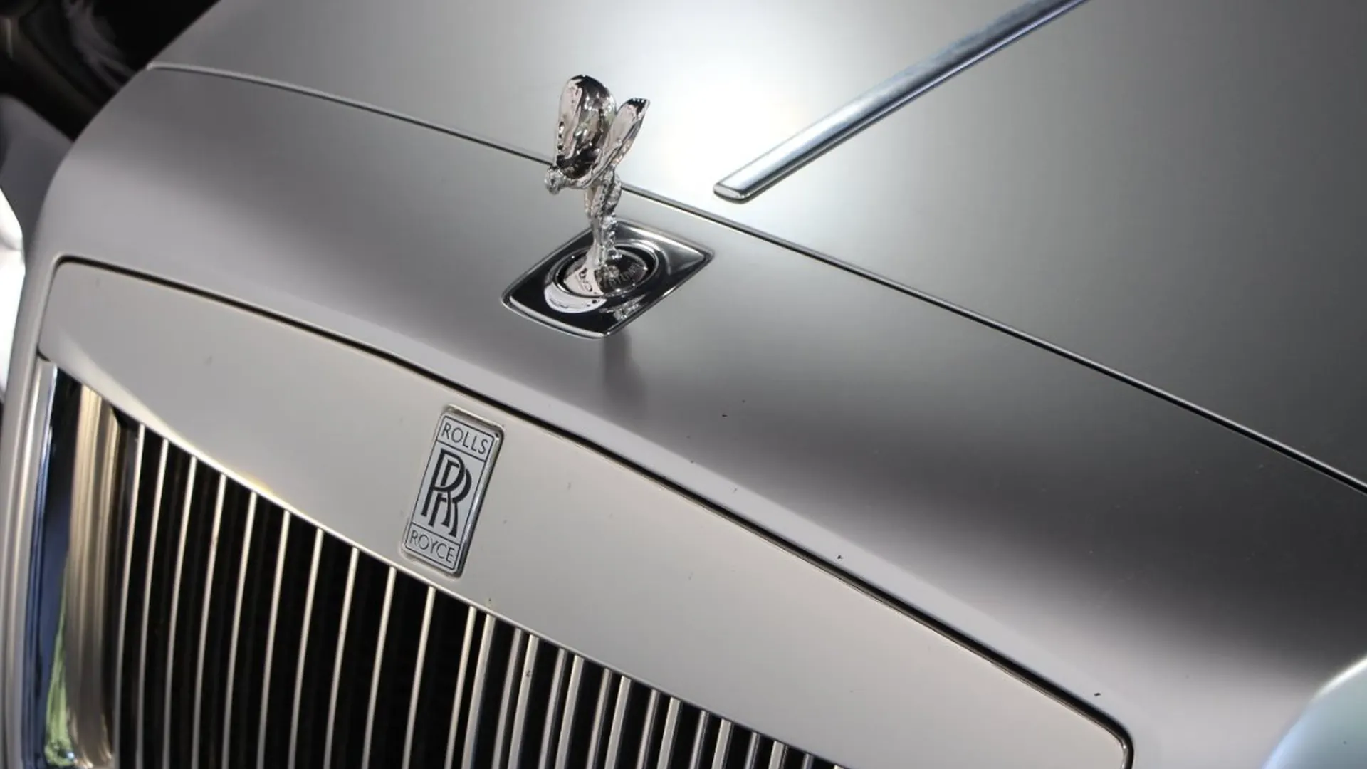 Rolls-Royce Ghost — photo 30