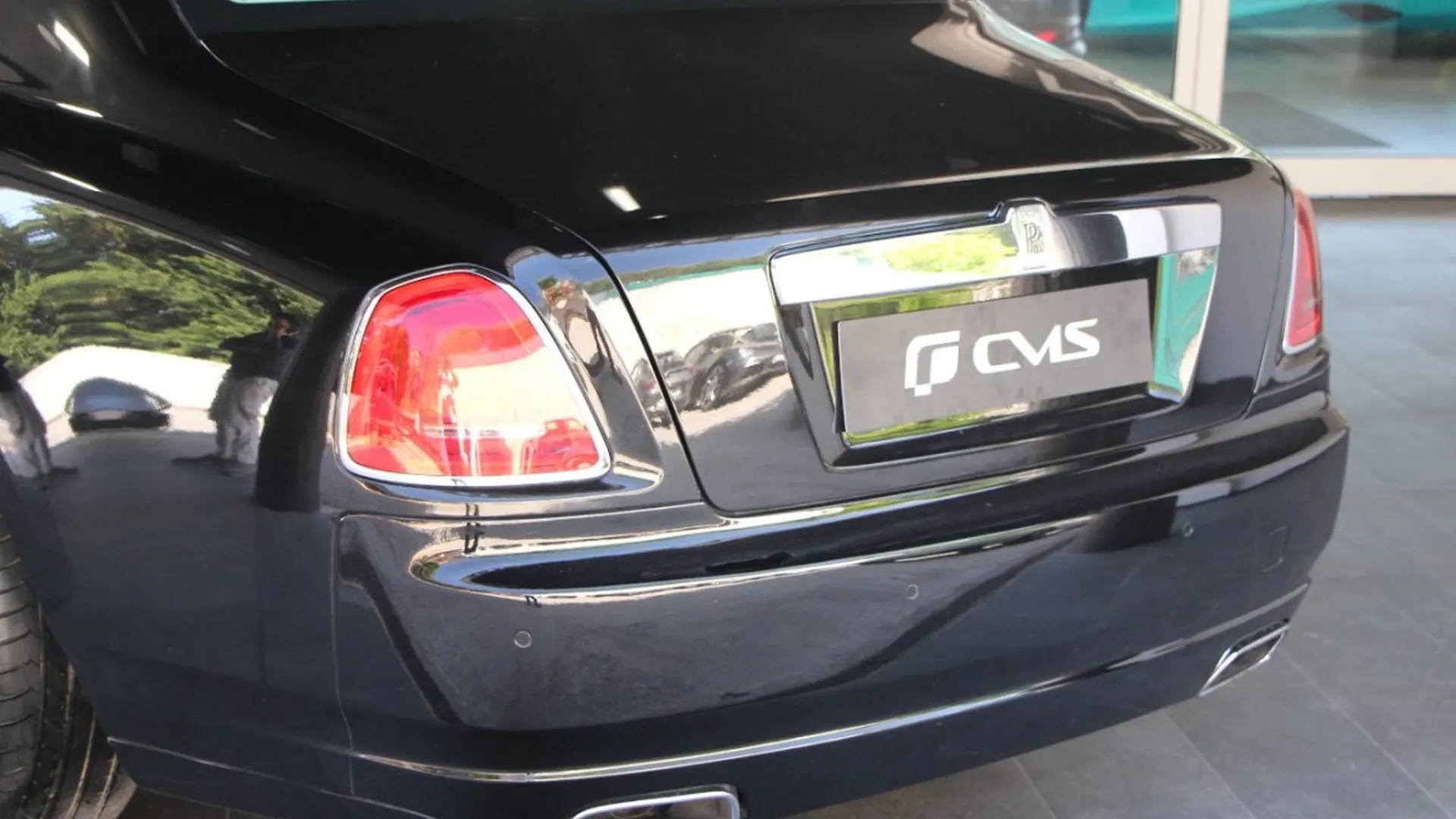 Rolls-Royce Ghost — photo 5