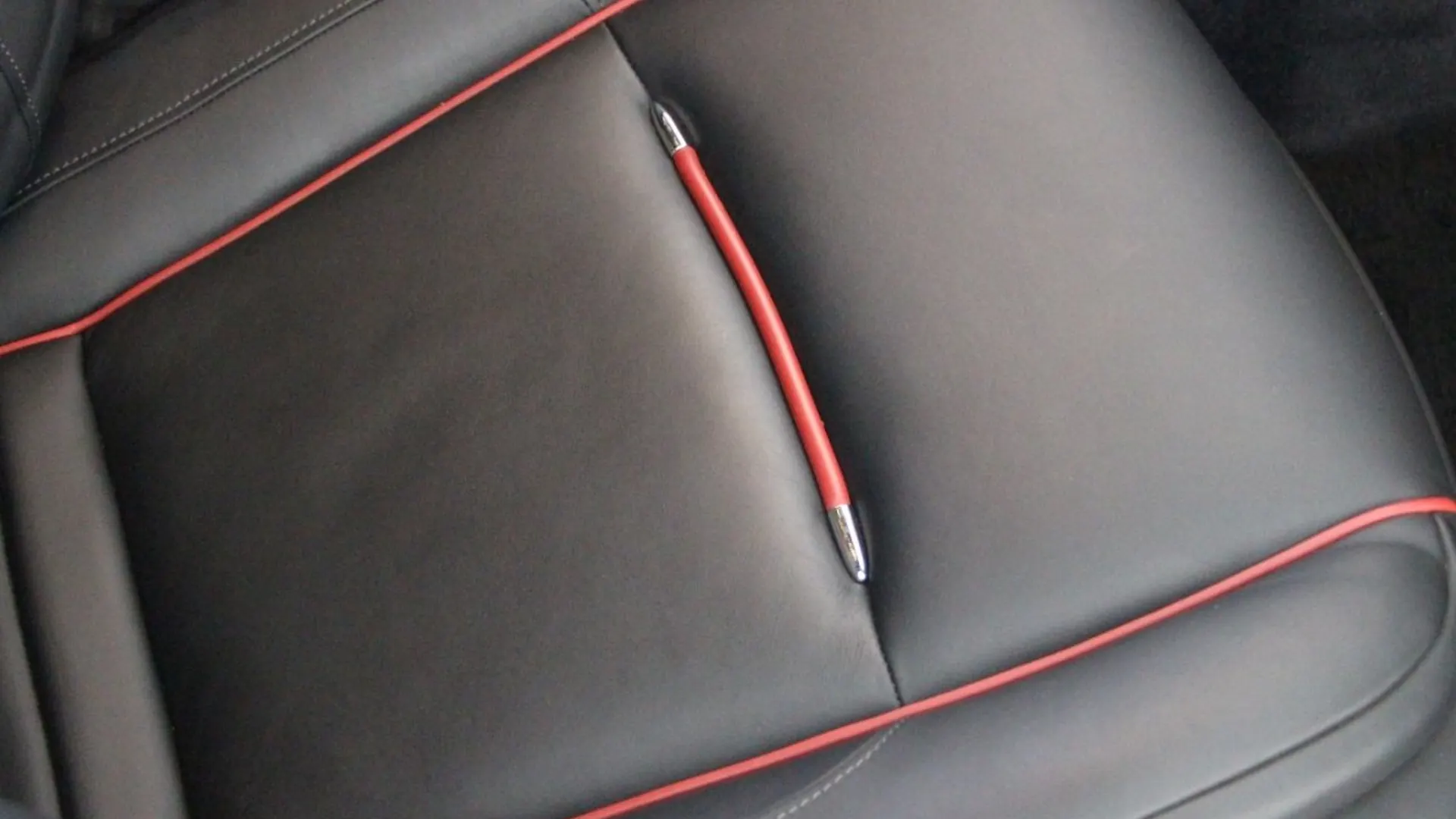 Rolls-Royce Wraith — photo 34