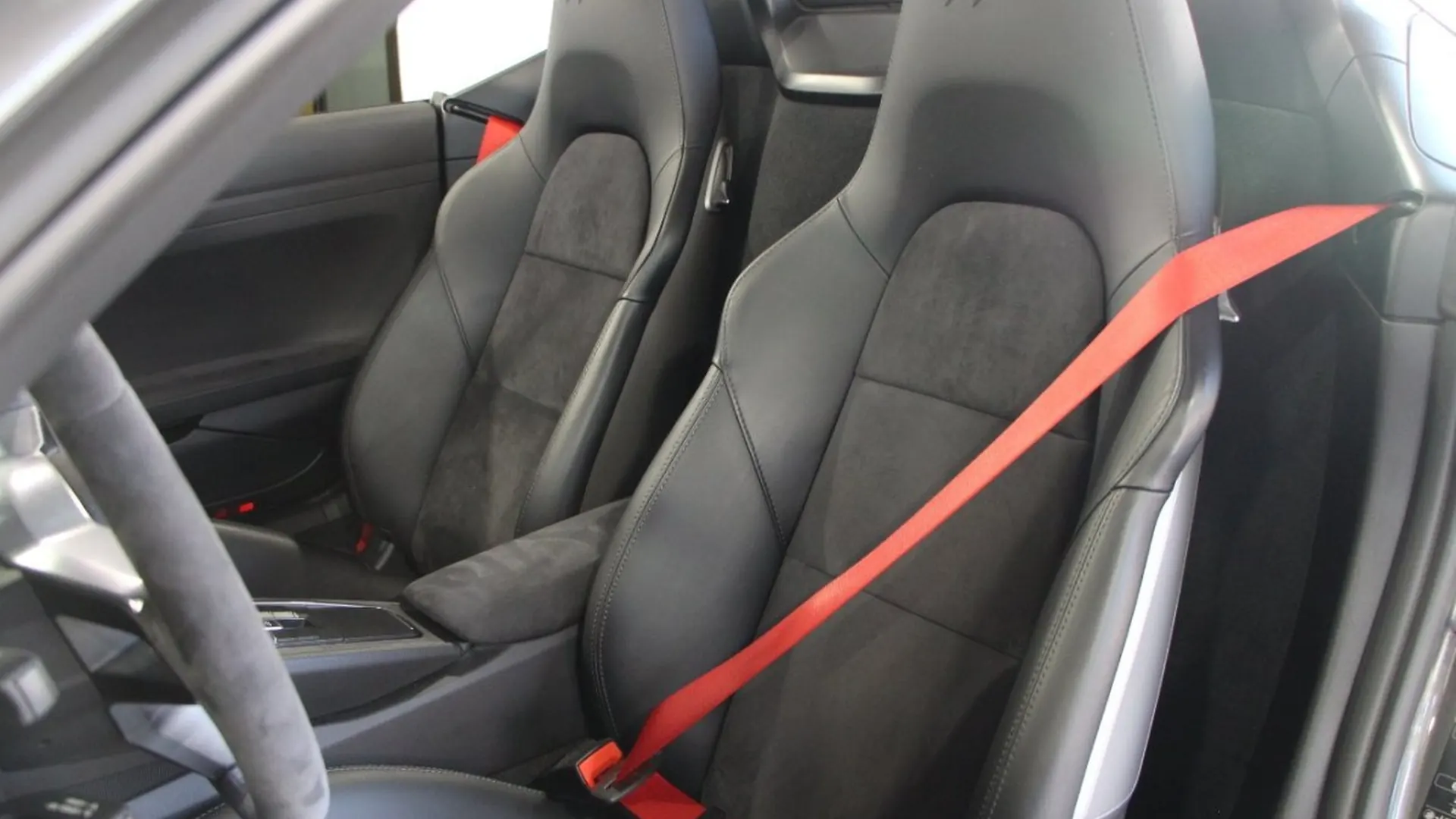 Porsche Boxster — photo 15