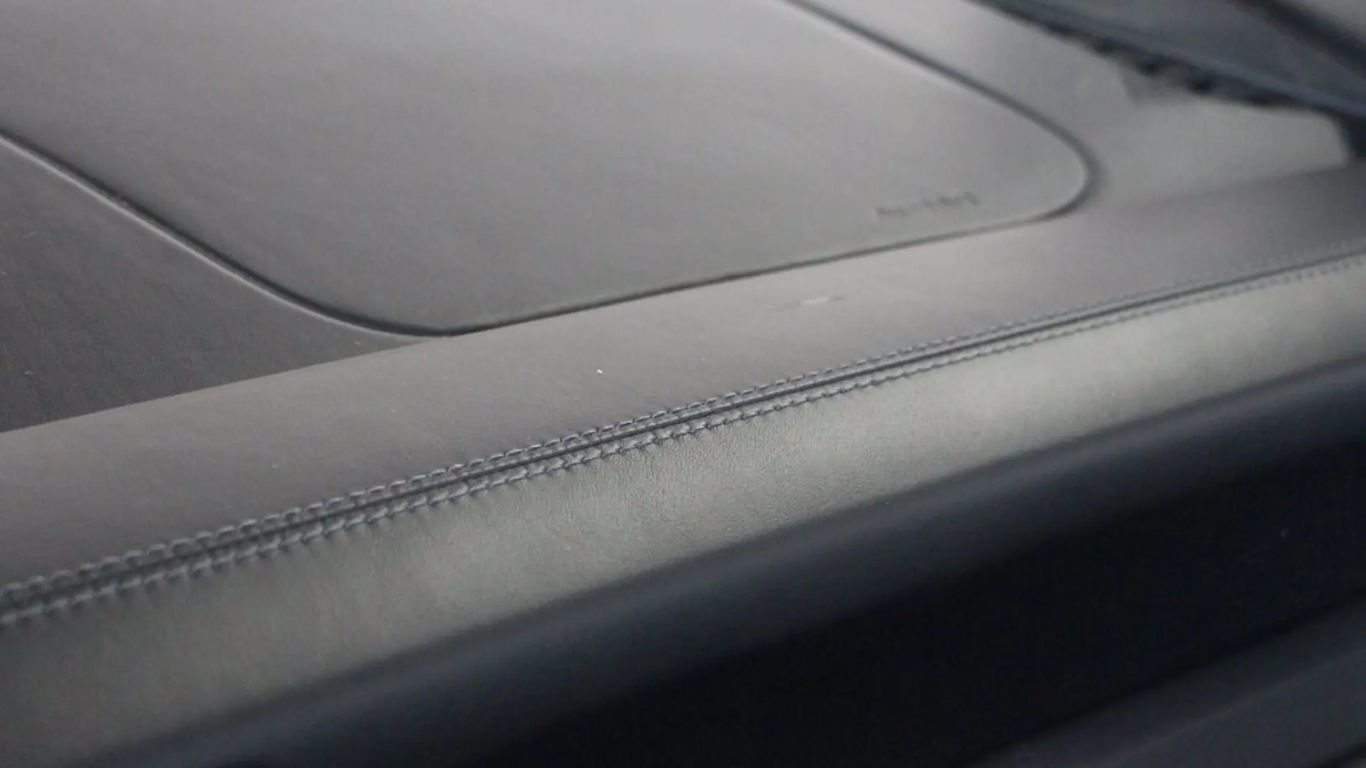 Porsche 911 — photo 24
