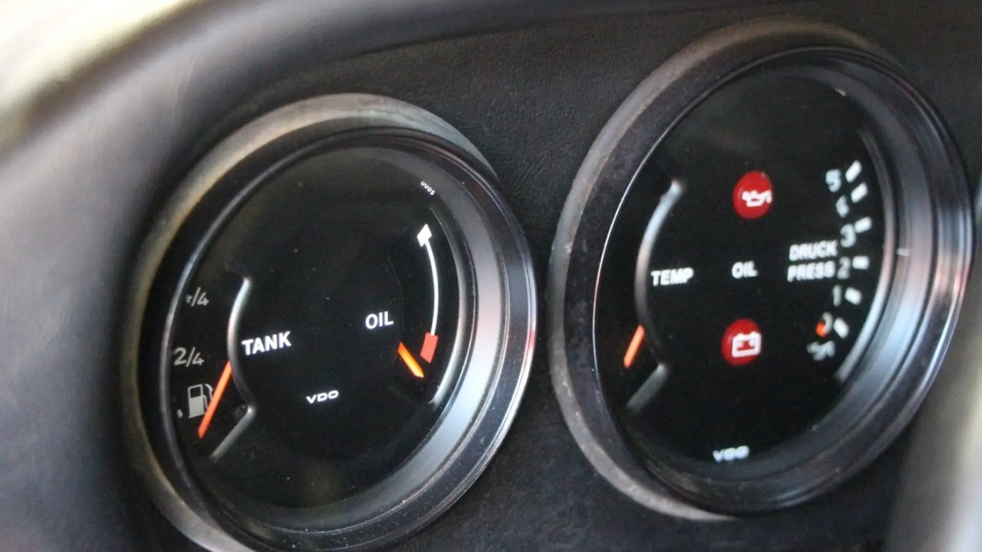 Porsche 911 — photo 21