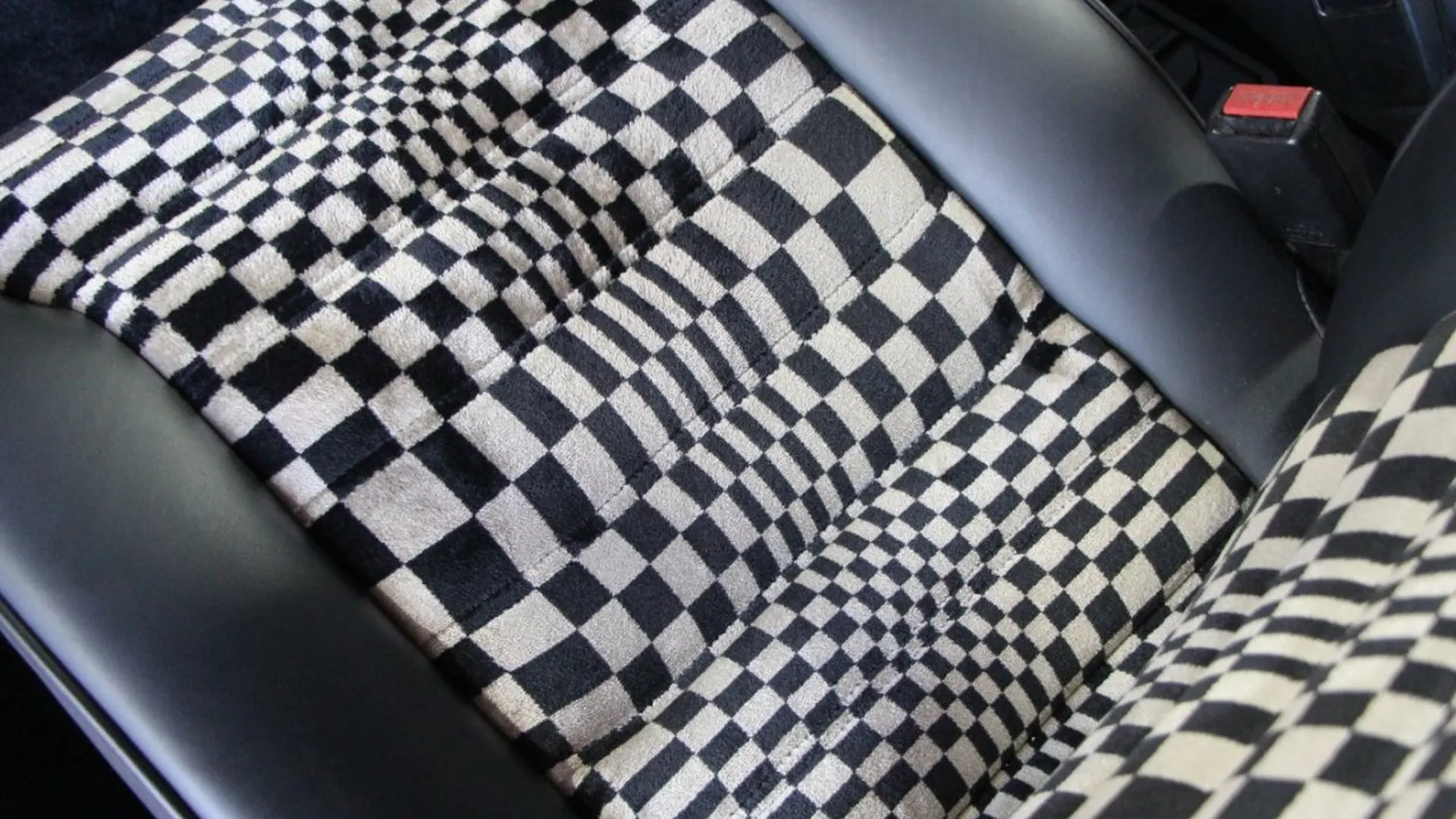Porsche 911 — photo 15