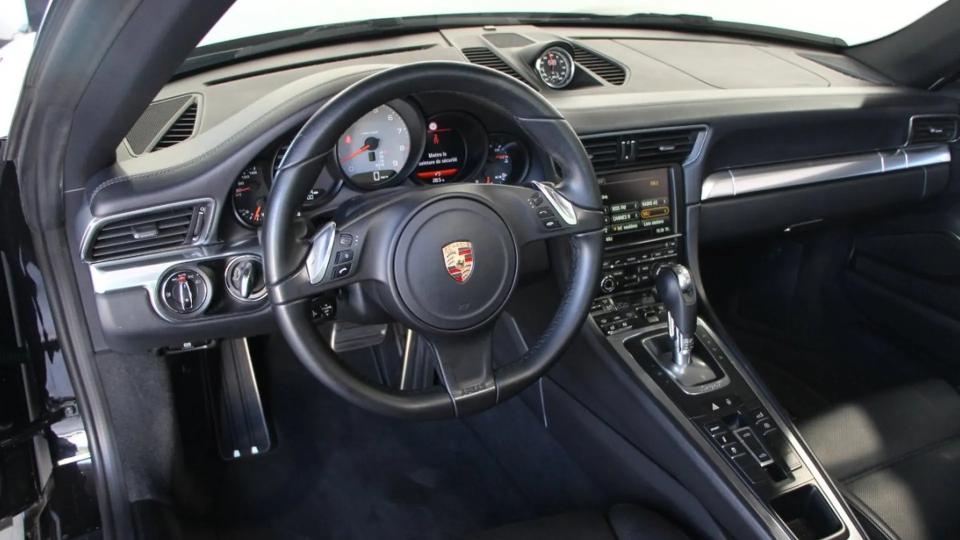 Porsche 911 — photo 10