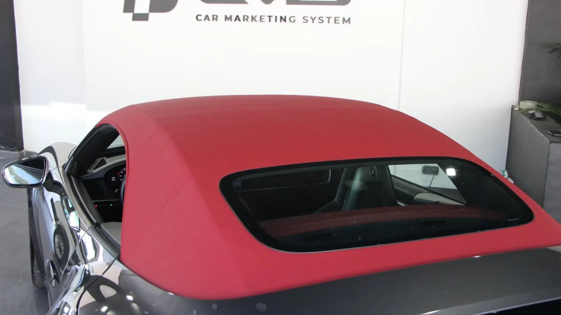 Porsche 911 — photo 27