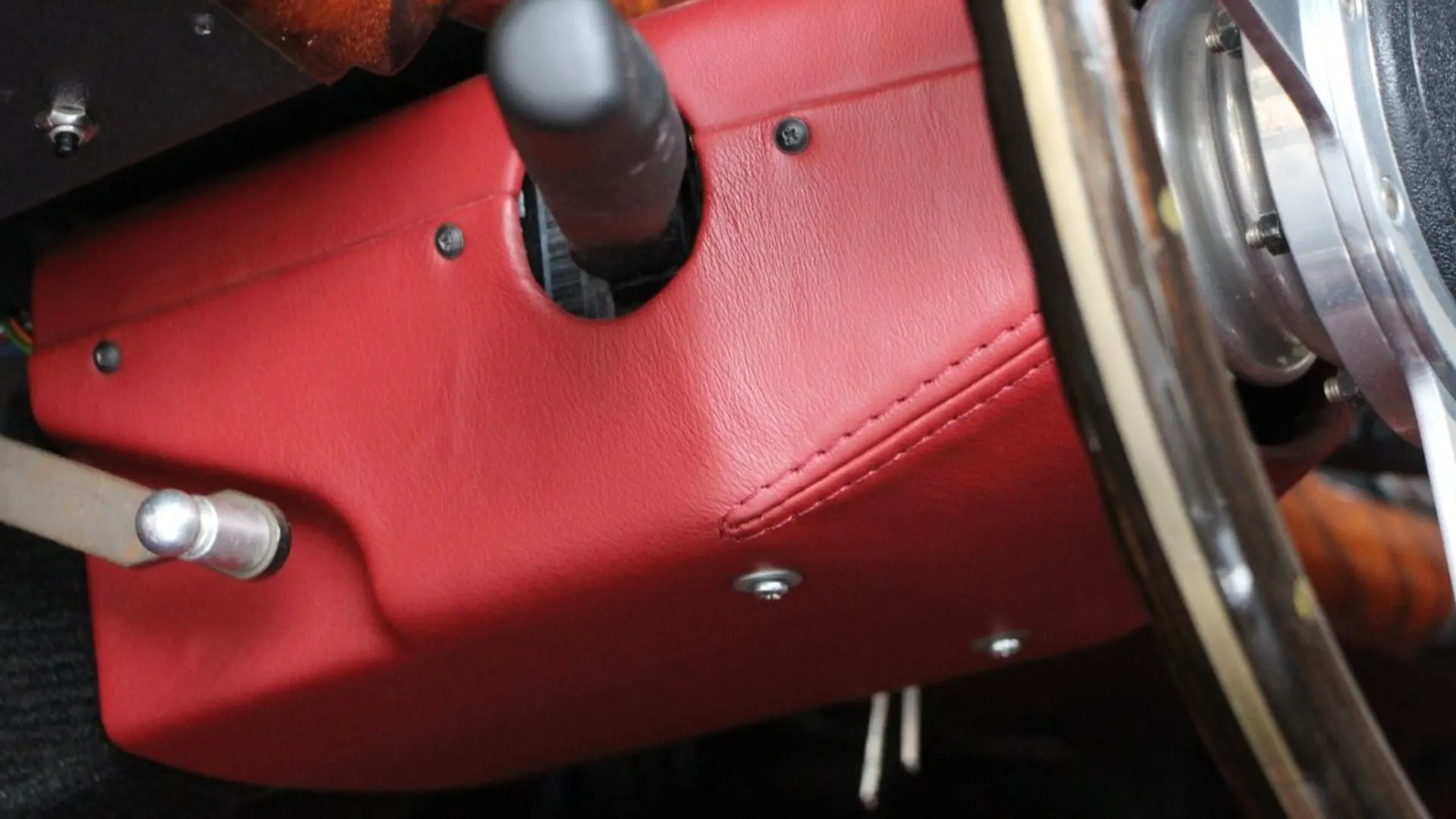 Morgan Roadster — photo 14