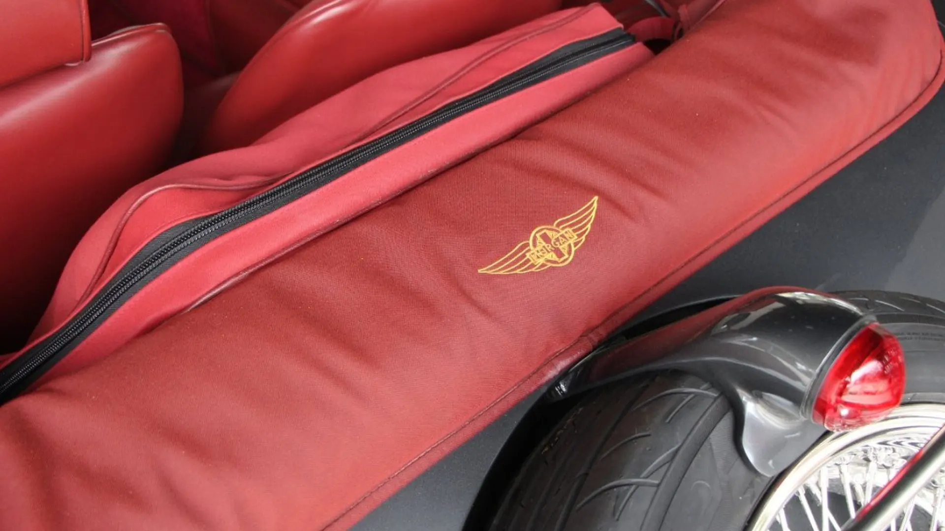 Morgan Roadster — photo 13