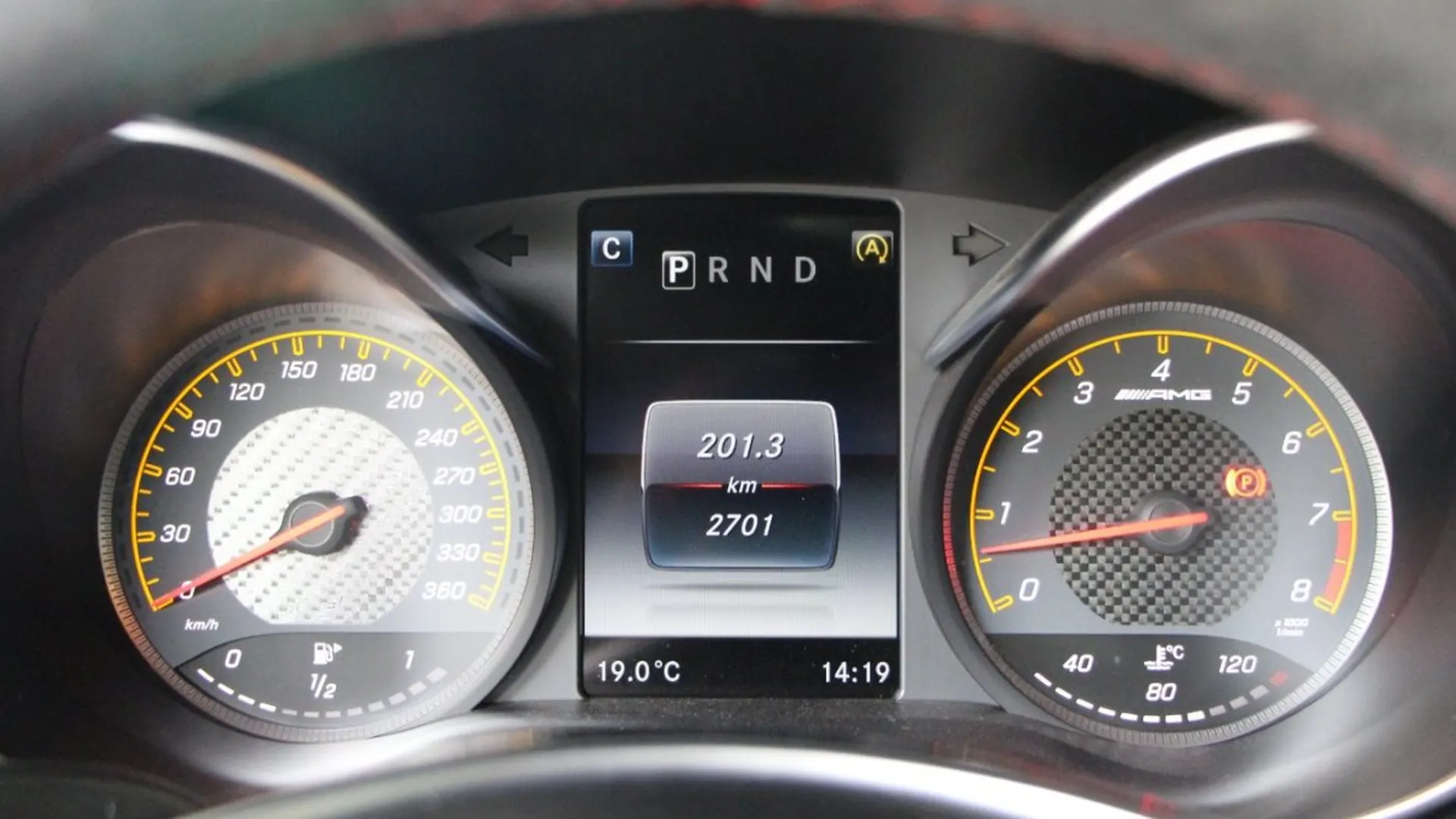 Mercedes-Benz AMG GT — photo 28