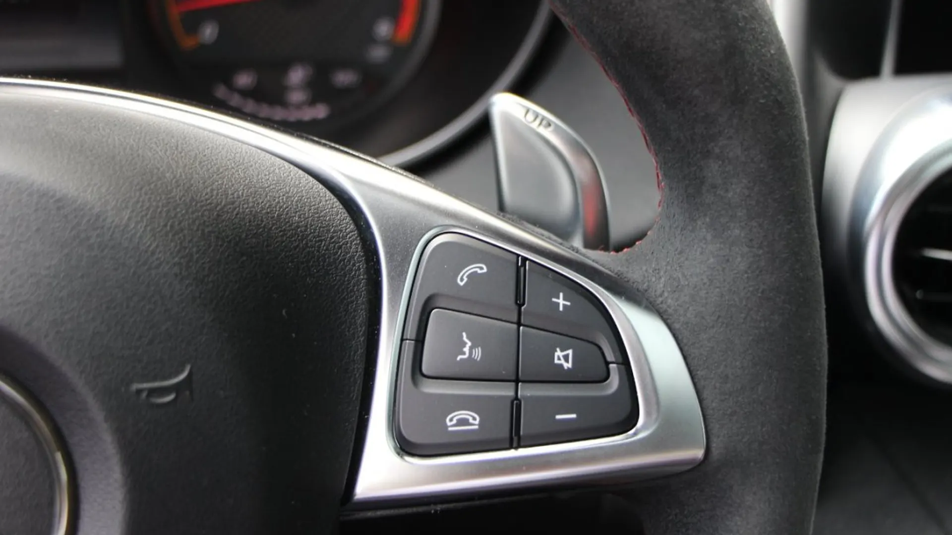 Mercedes-Benz AMG GT — photo 37