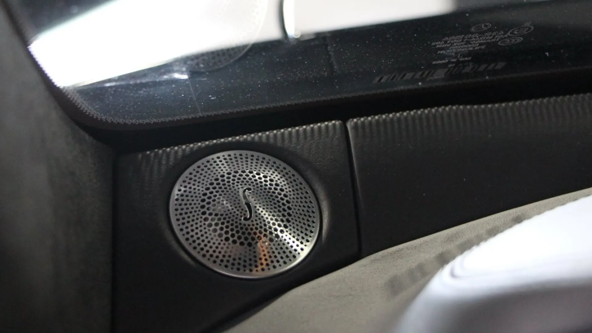 Mercedes-Benz AMG GT — photo 27