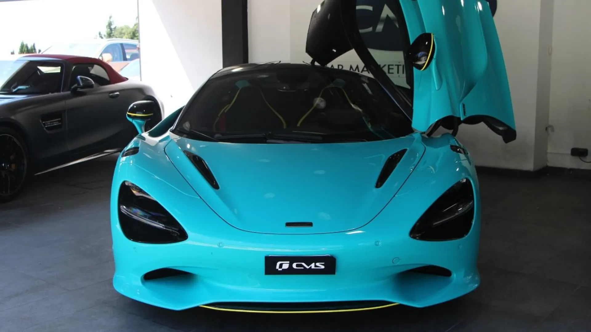 McLaren 750S — photo 2