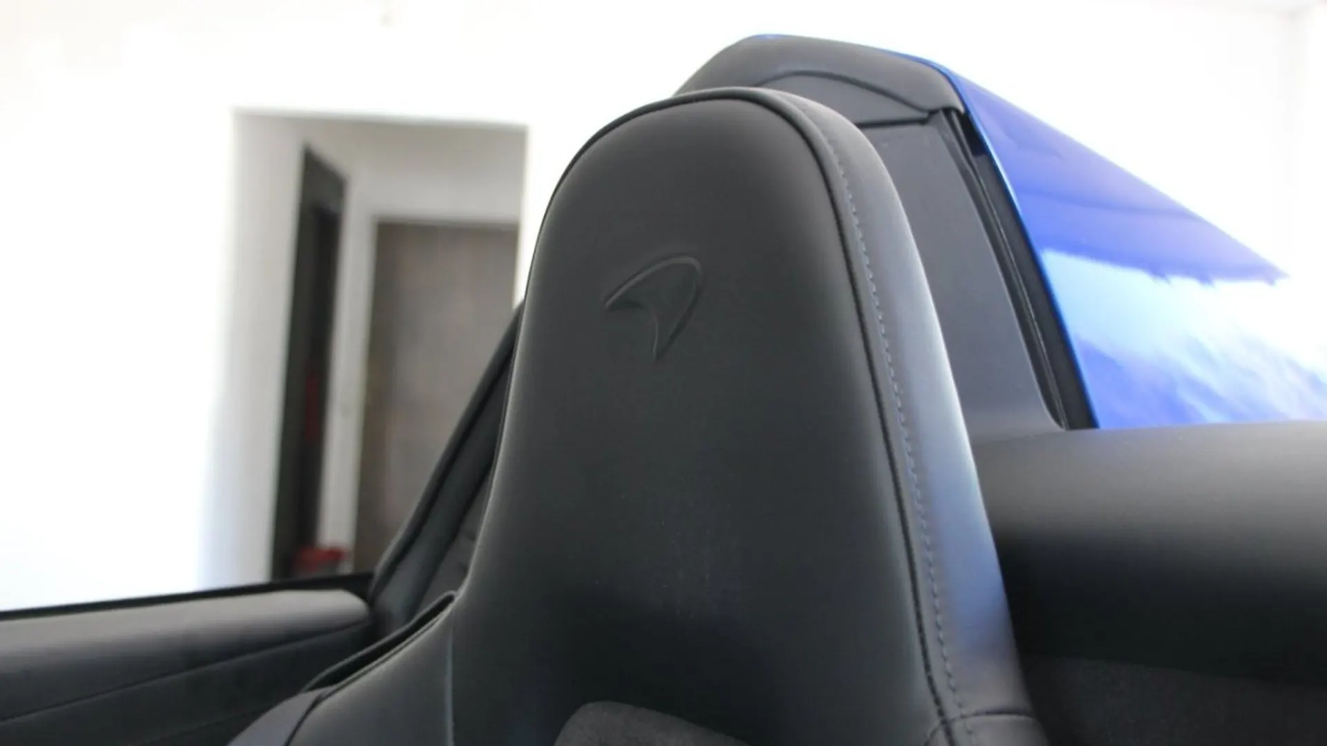 McLaren 650S — photo 25
