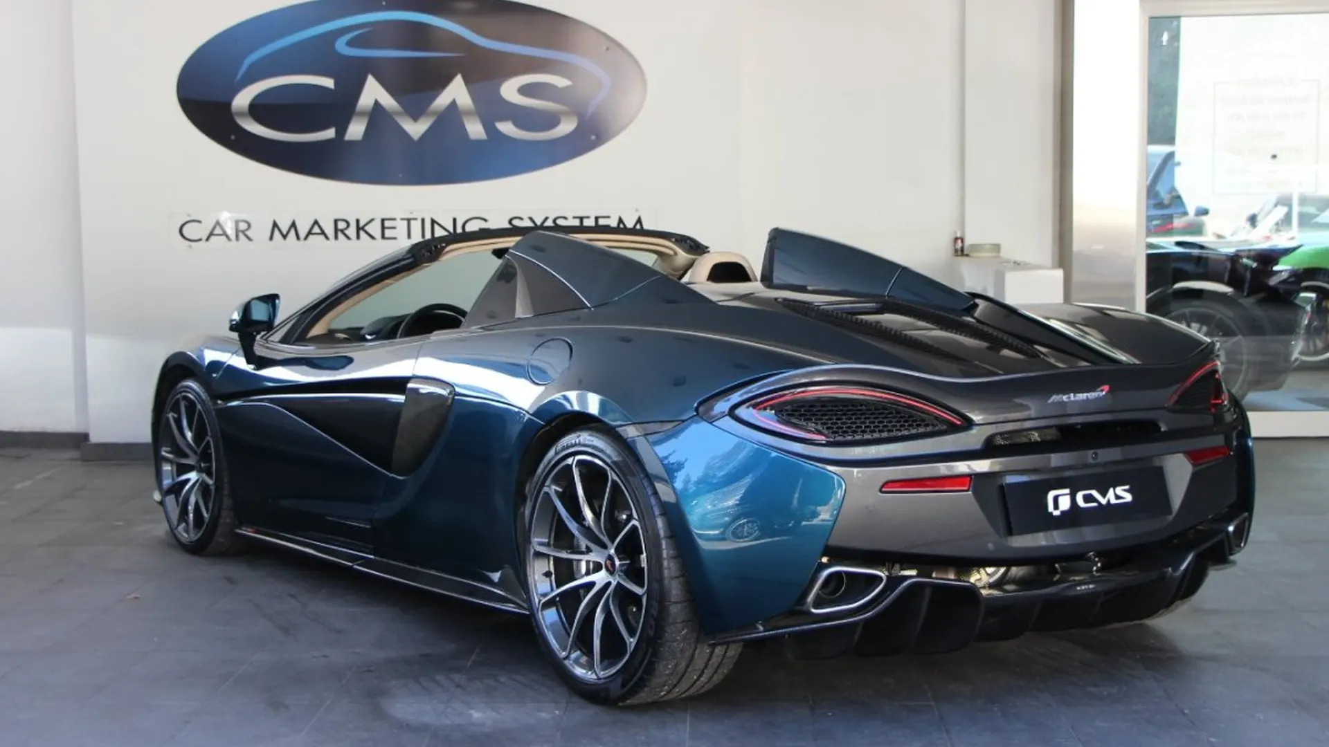 McLaren 570S — photo 3