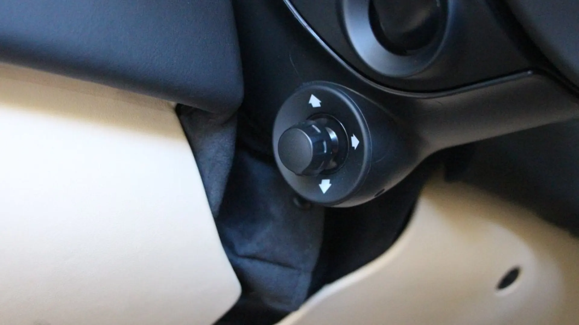 McLaren 570S — photo 27